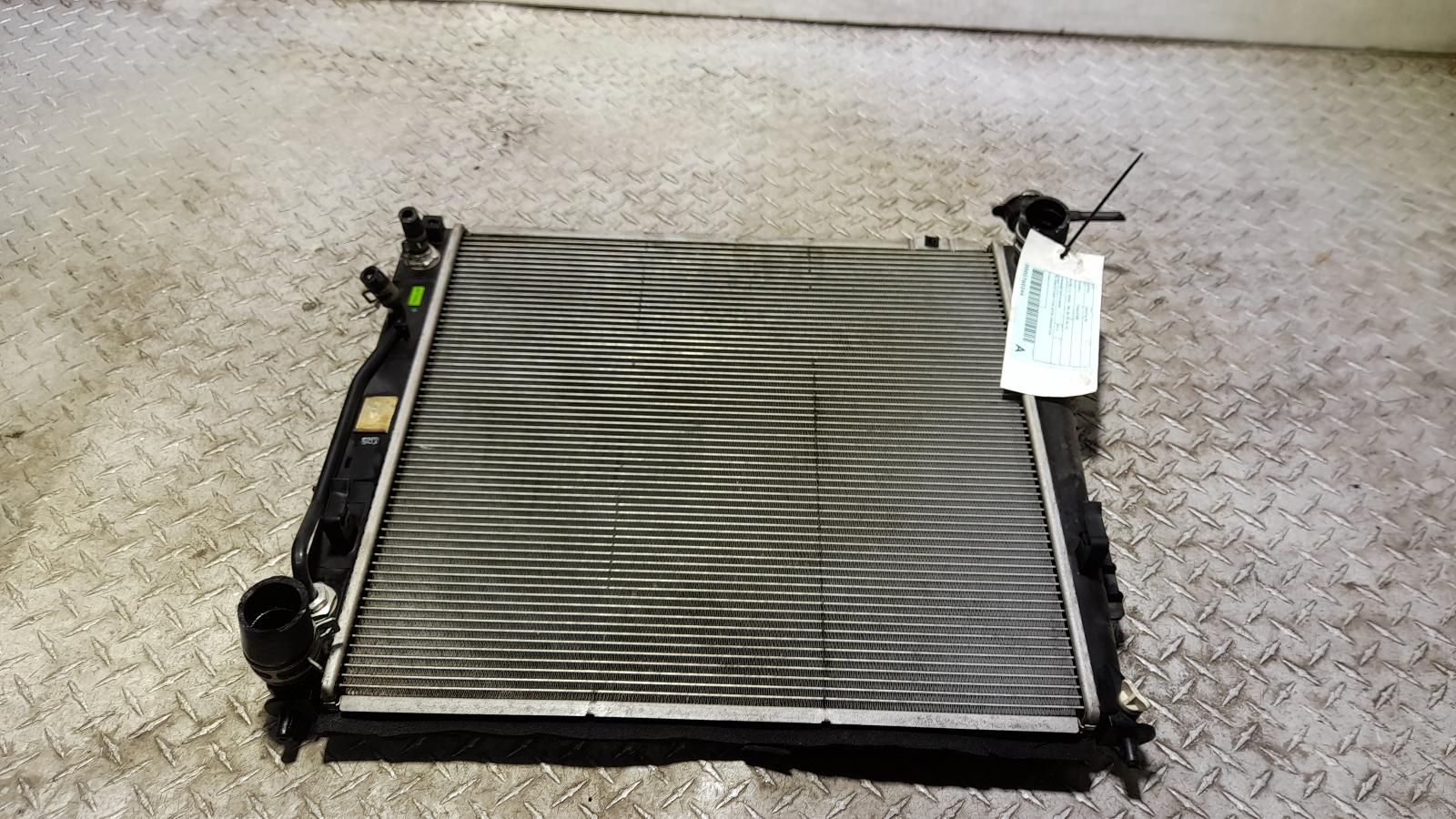 View Auto part Radiator Hyundai Santa Fe 2014