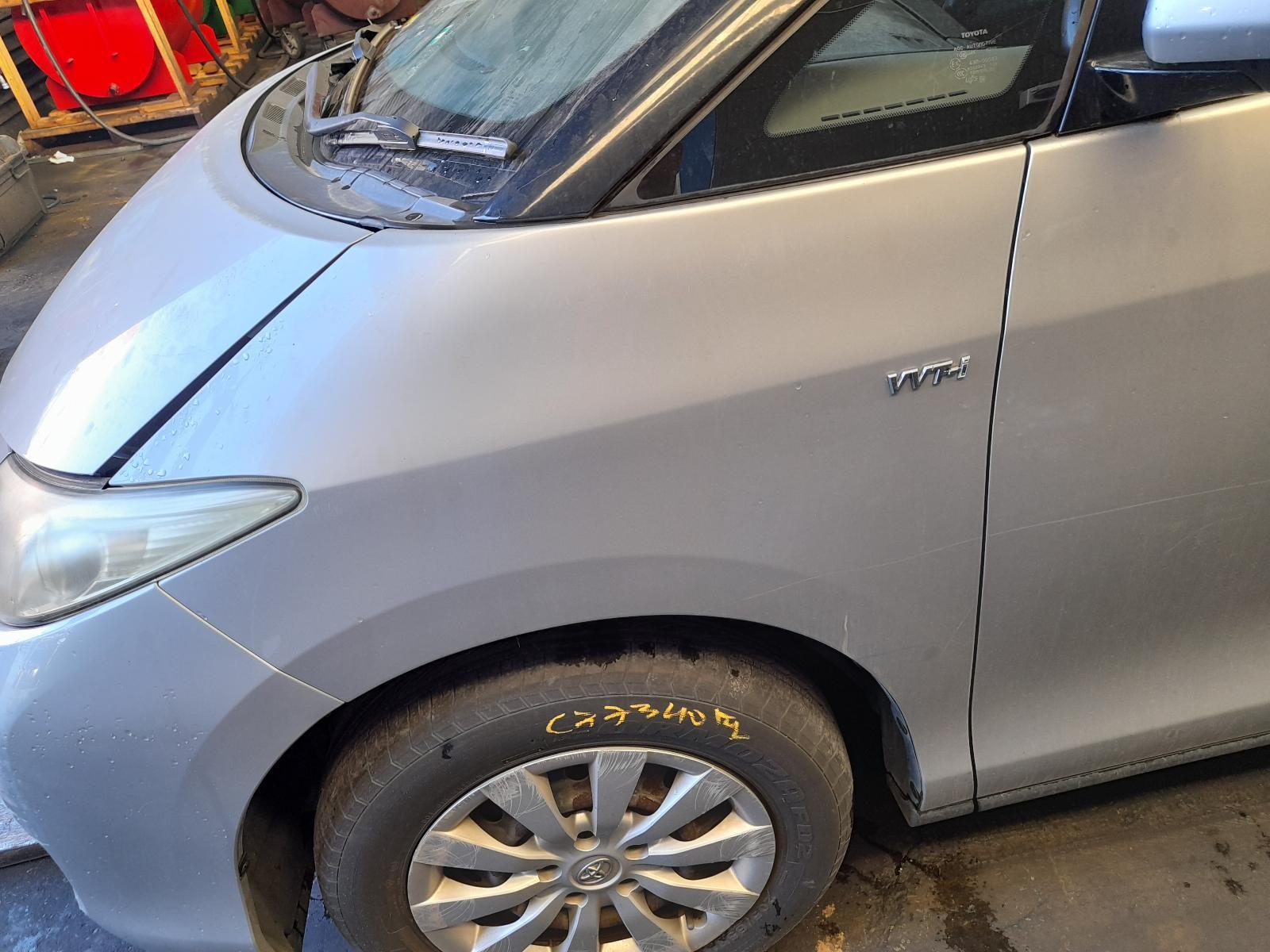 View Auto part Left Guard Toyota Tarago 2012