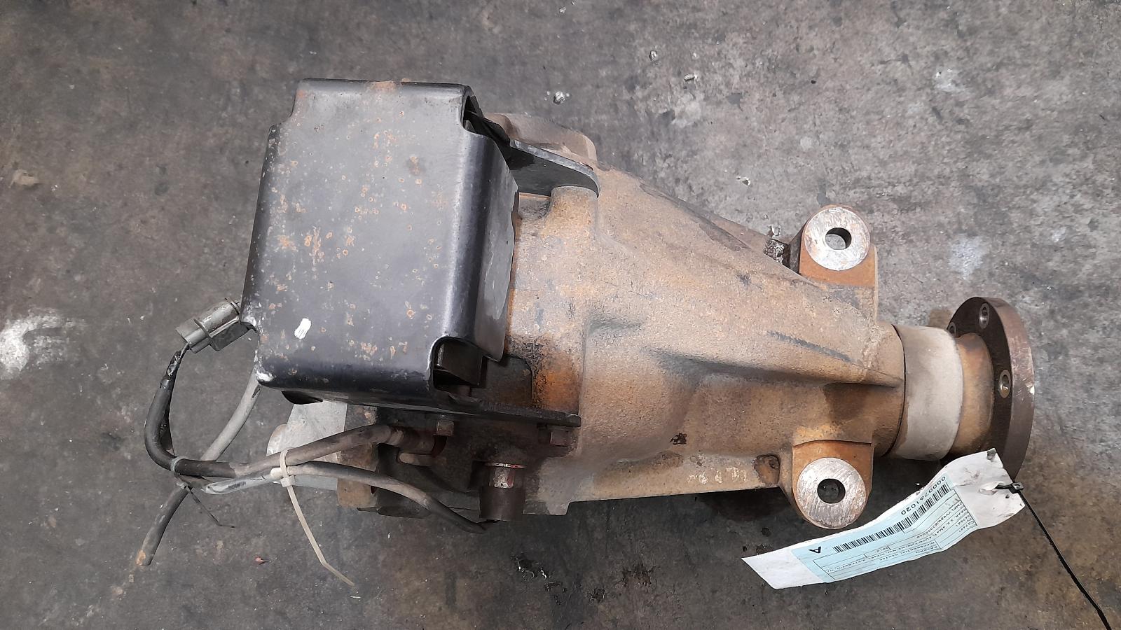 View Auto part Differential Centre Mitsubishi Pajero 2014
