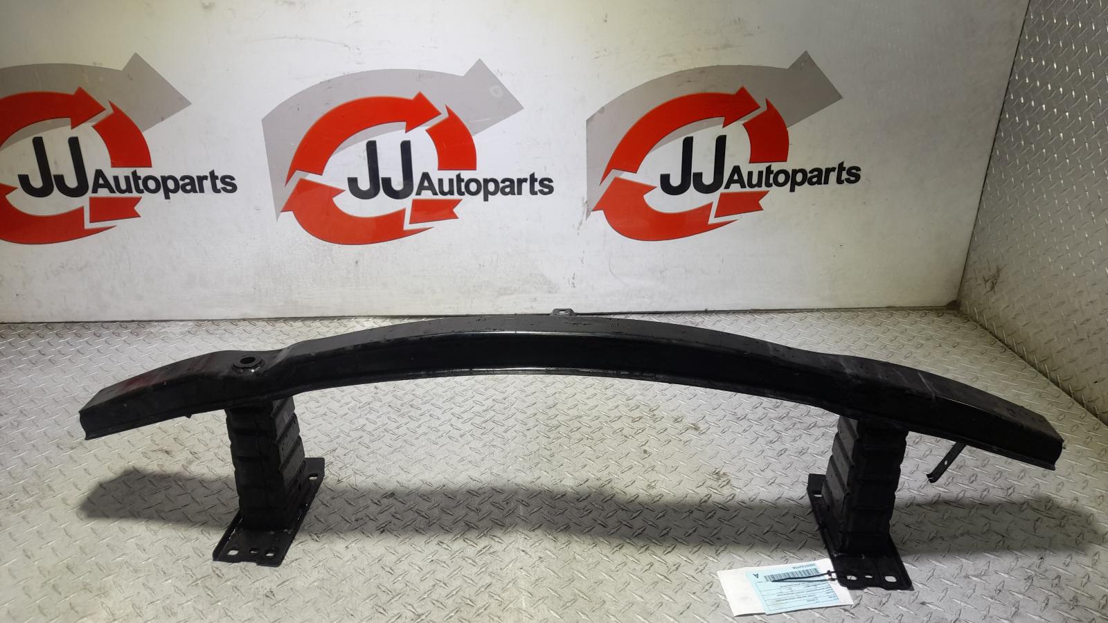 View Auto part F/Bar Reinforc/Brack Bmw 3 Series 2011