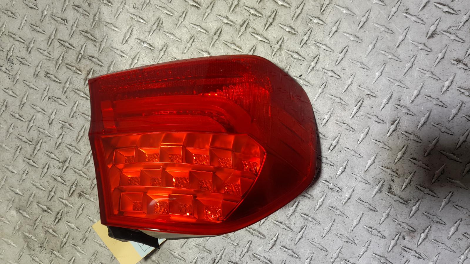 View Auto part Left Taillight Bmw 3 Series 2011