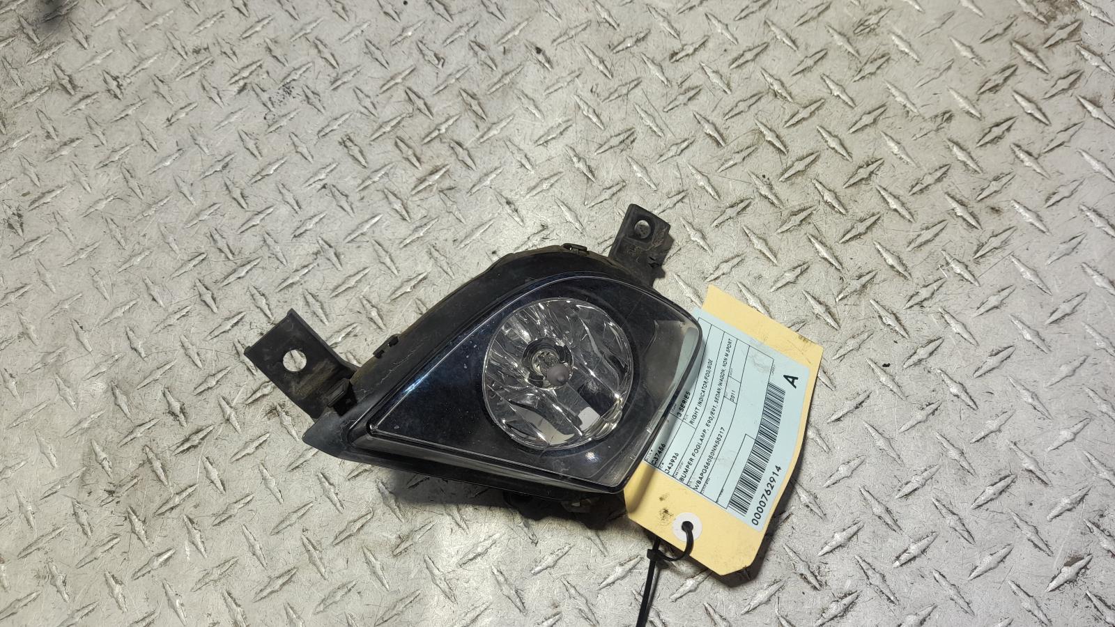 View Auto part Right Indicator/Fog/Side Bmw 3 Series 2011