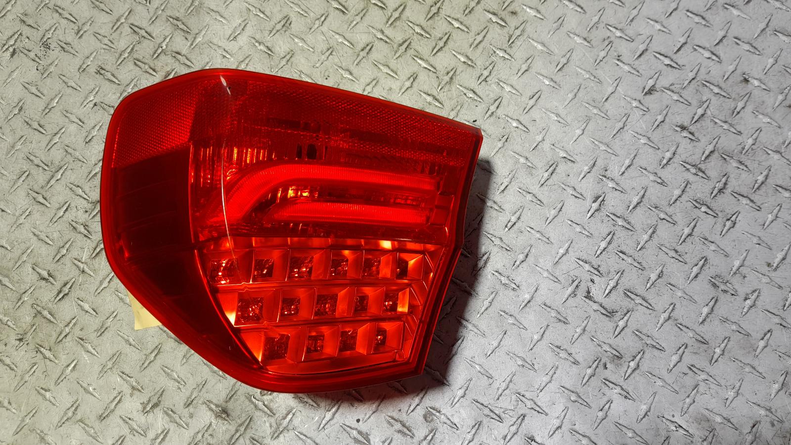 View Auto part Right Taillight Bmw 3 Series 2011