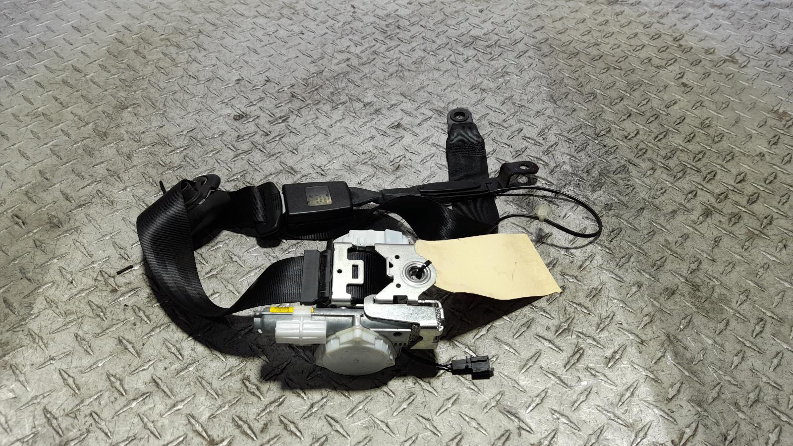 View Auto part Seatbelt/Stalk Volkswagen Amarok 2021