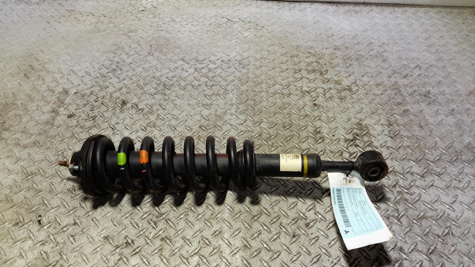 View Auto part Right Front Strut Toyota Hilux 2020