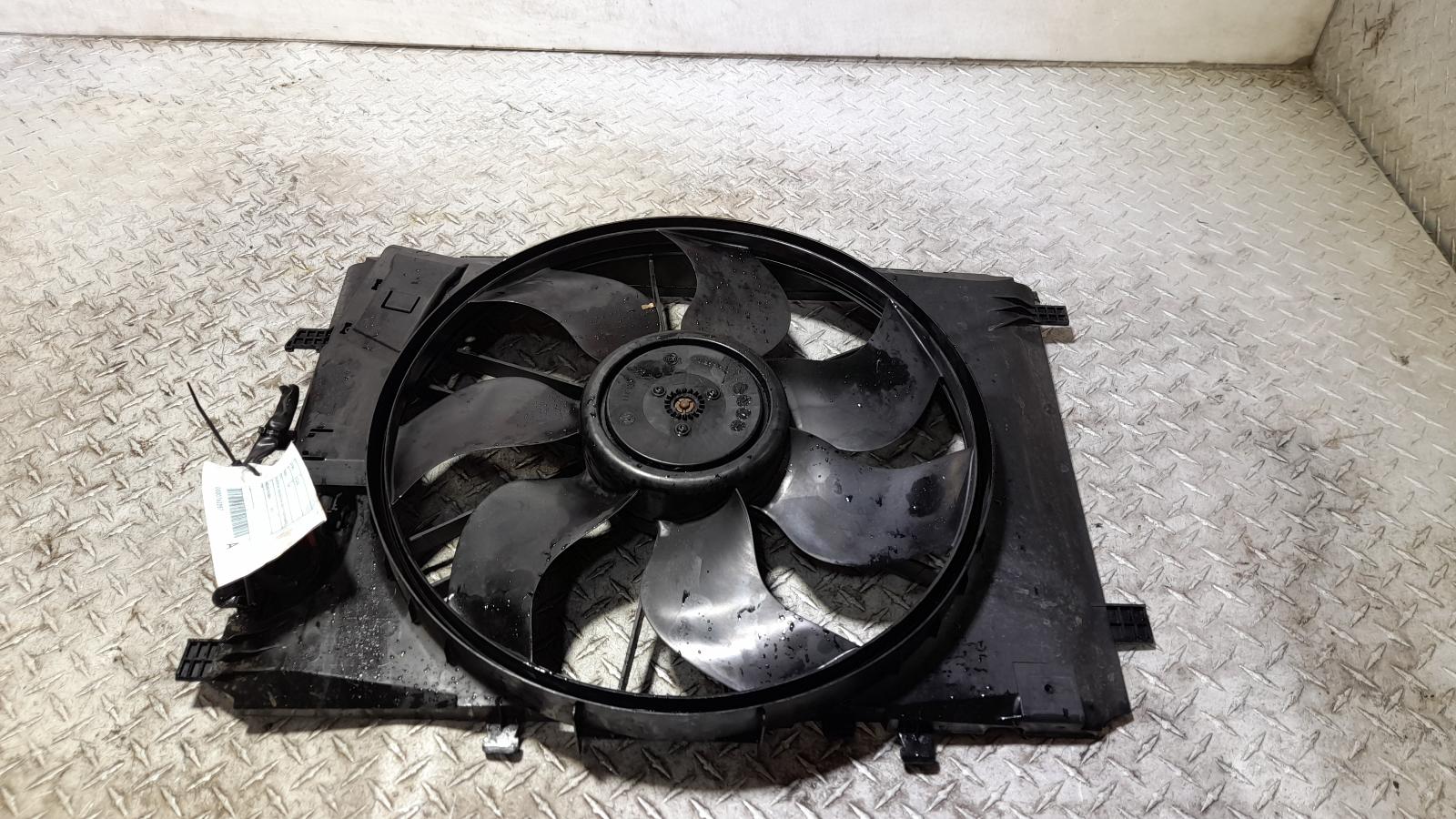 View Auto part Fan Mercedes C Class 2012