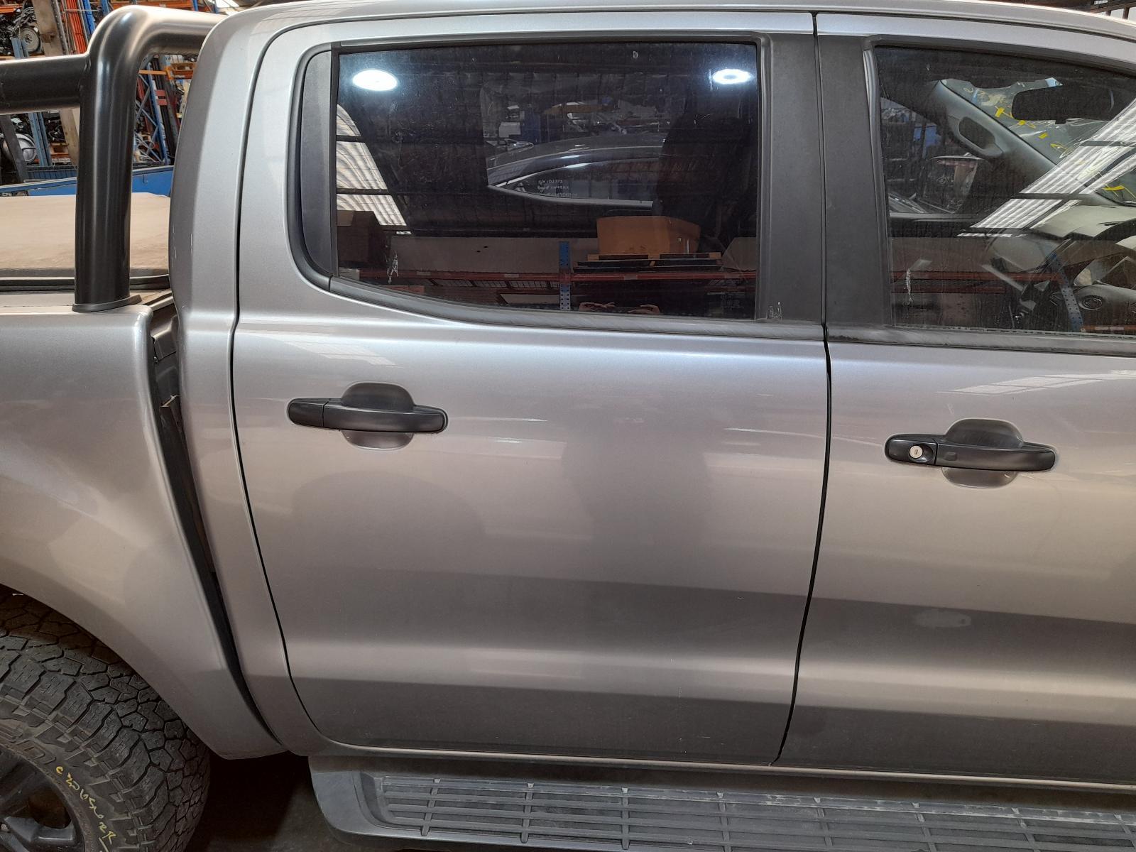 View Auto part Right Rear Door Sliding Ford Ranger 2019
