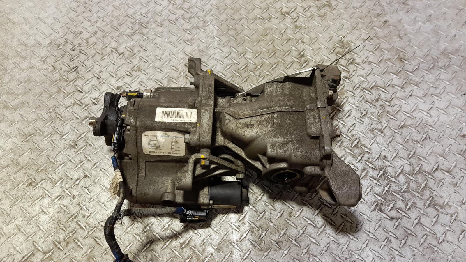 View Auto part Differential Centre Hyundai Tucson 2015