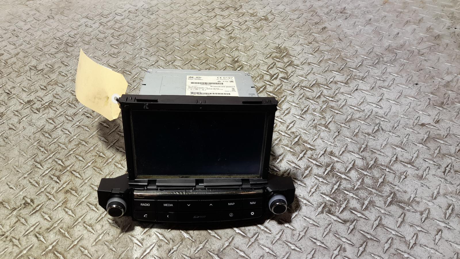 View Auto part Radio/Cd/Dvd/Sat/Tv Hyundai Tucson 2015
