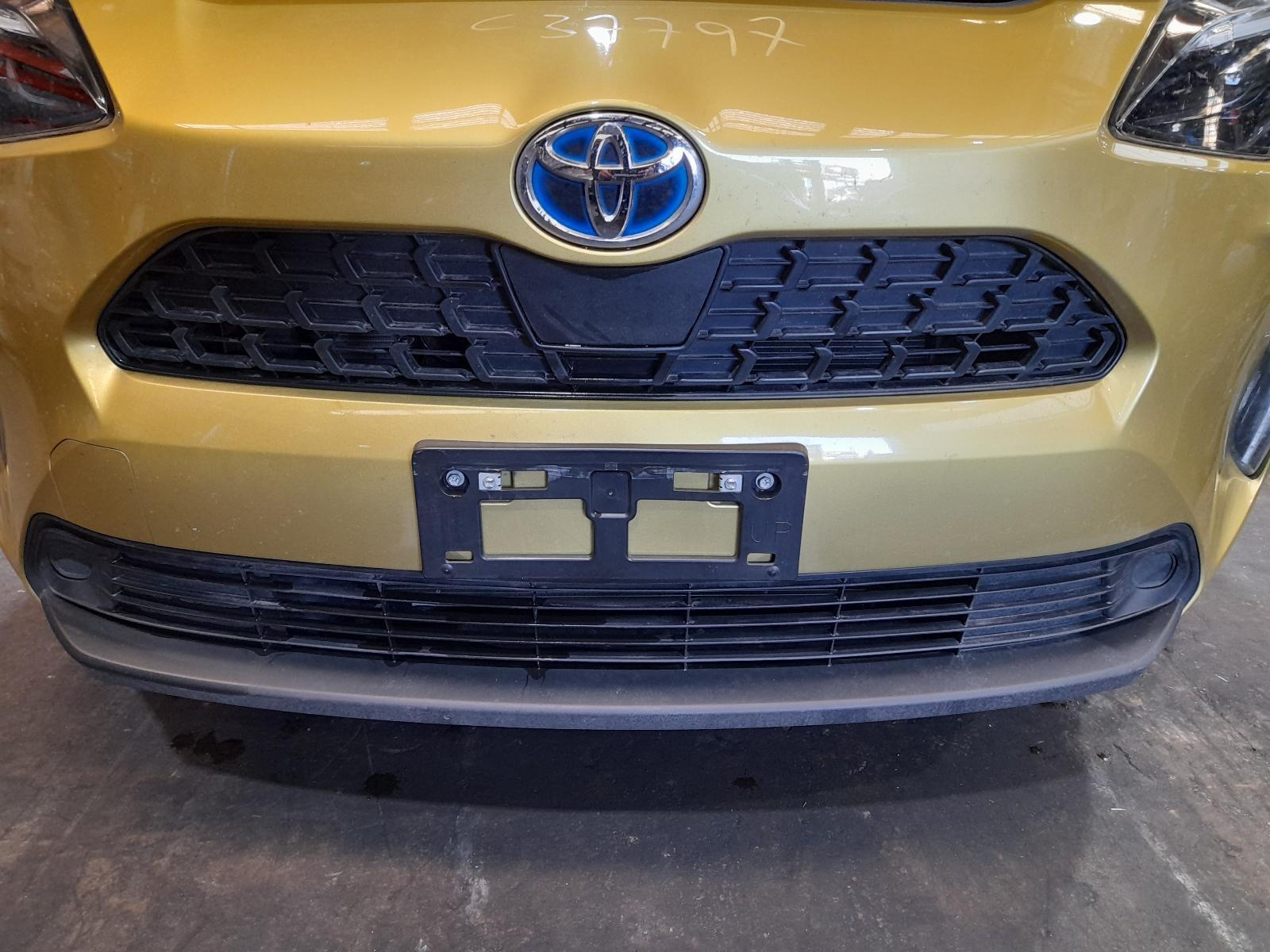 View Auto part Grille Toyota Yaris Cross 2022