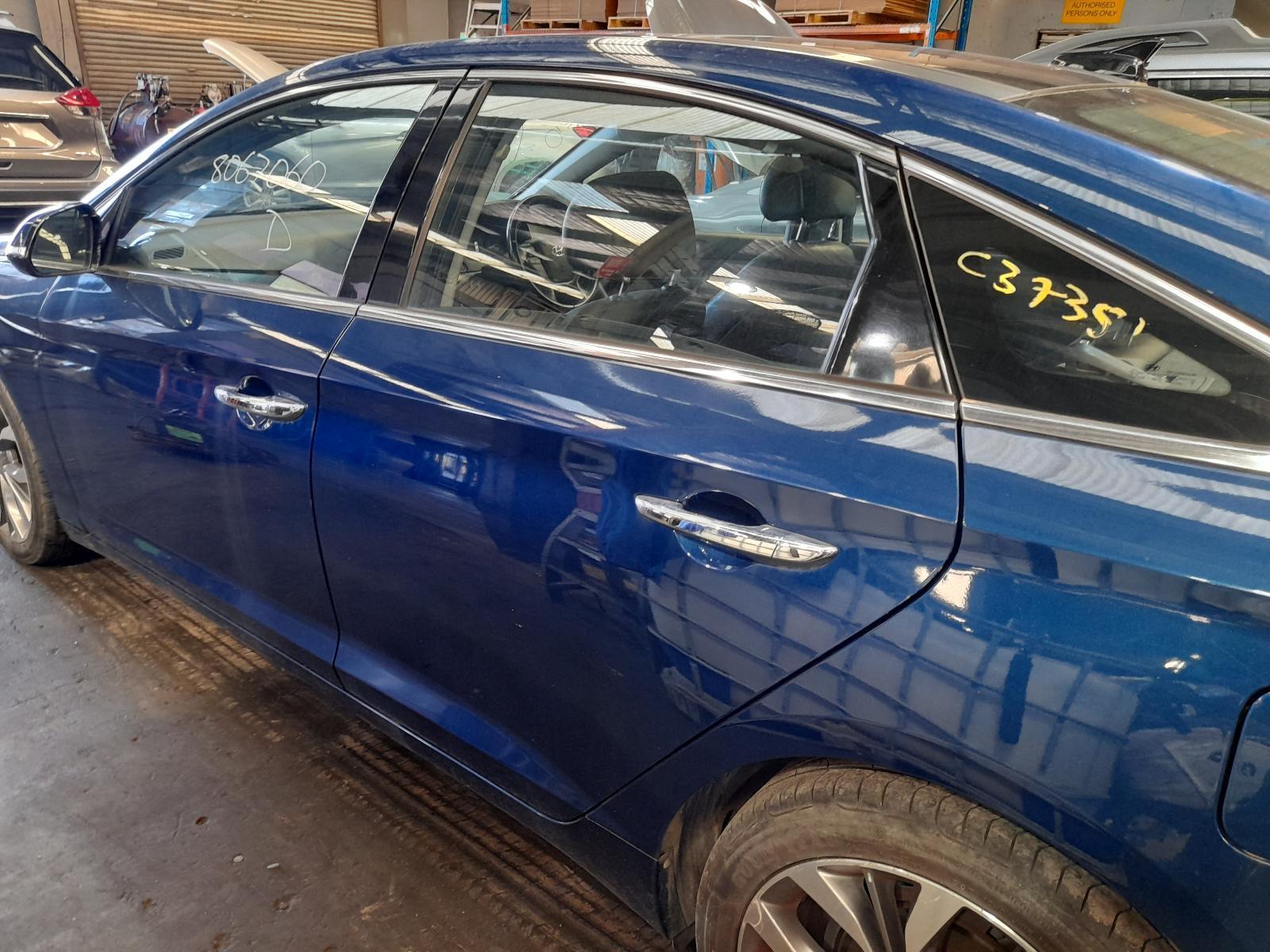 View Auto part Left Rear Door/Sliding Hyundai Sonata 2014