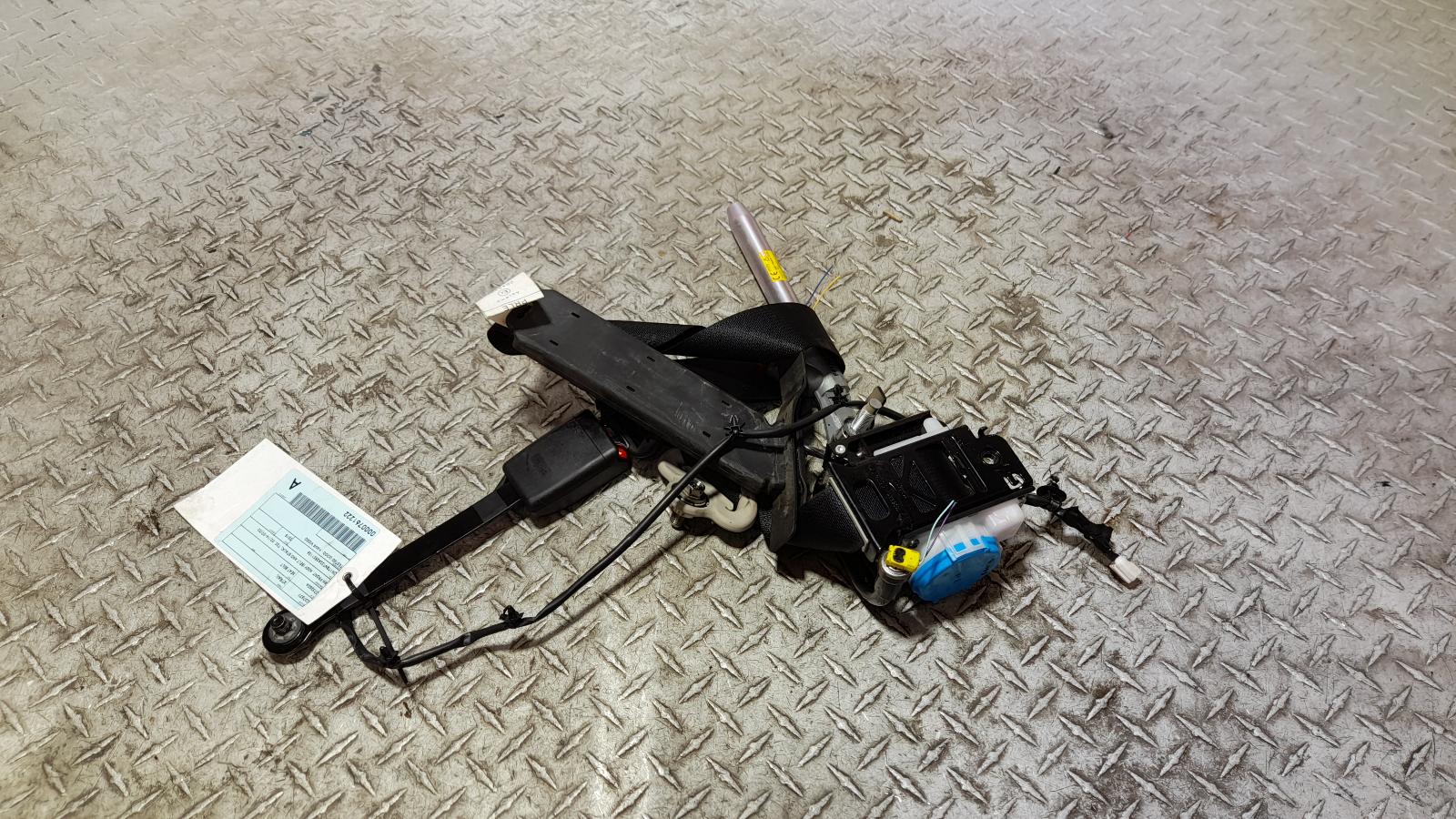 View Auto part Seatbelt/Stalk Nissan Xtrail 2015