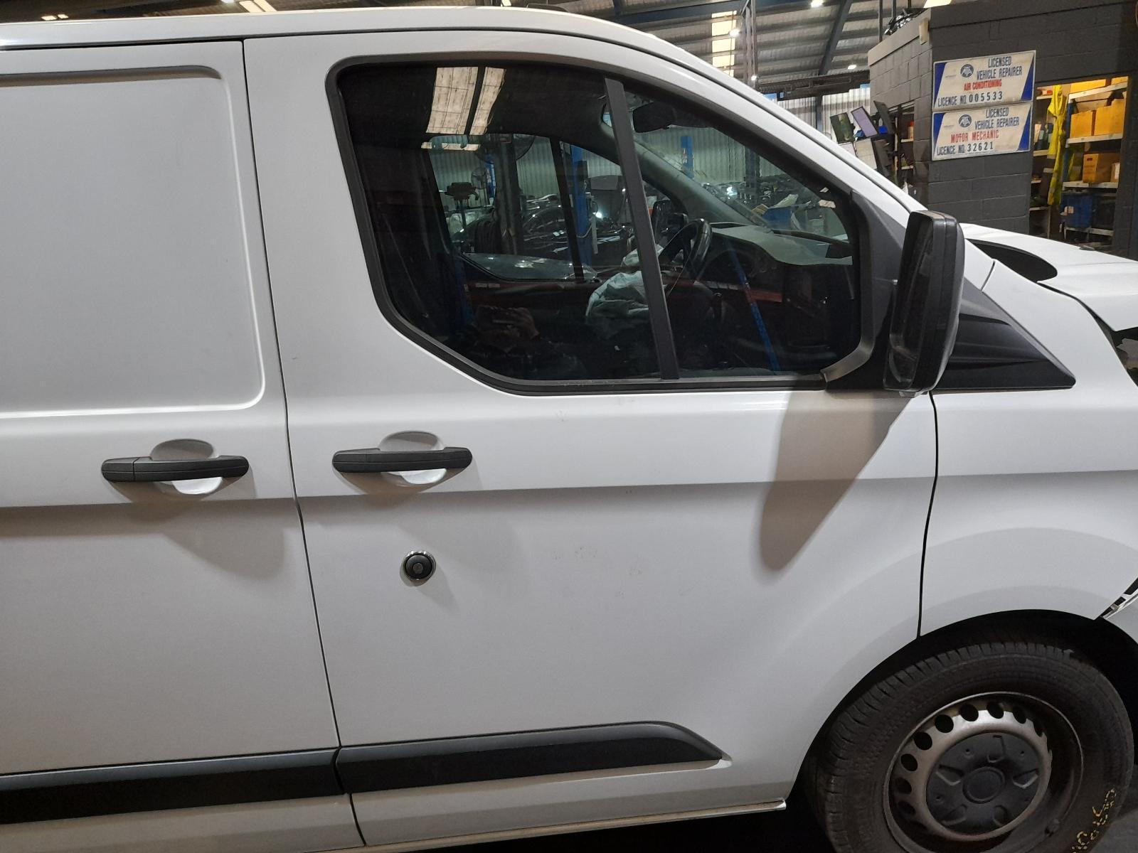 View Auto part Right Front Door Ford Transit Custom 2020