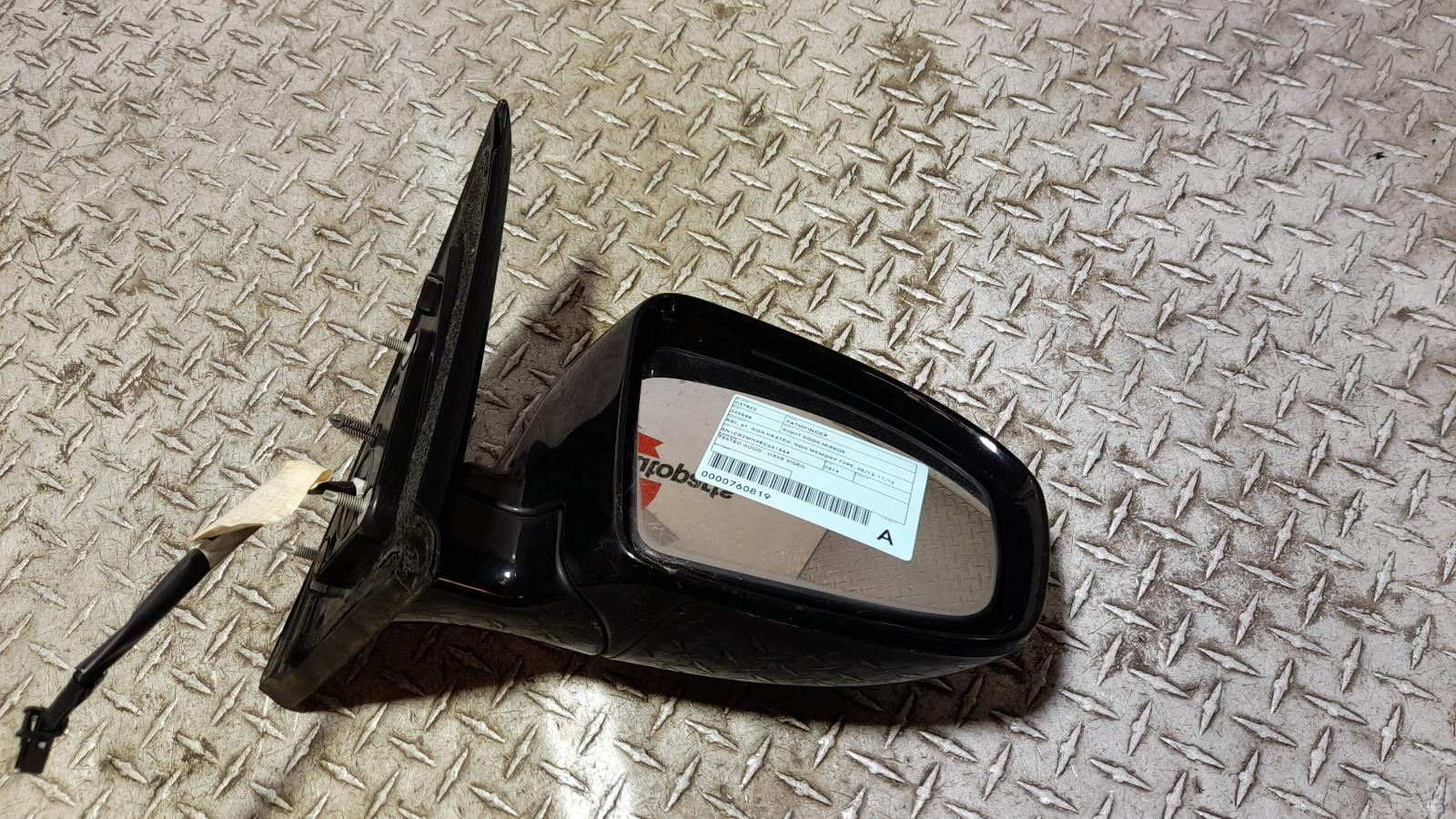 View Auto part Right Door Mirror Nissan Pathfinder 2014