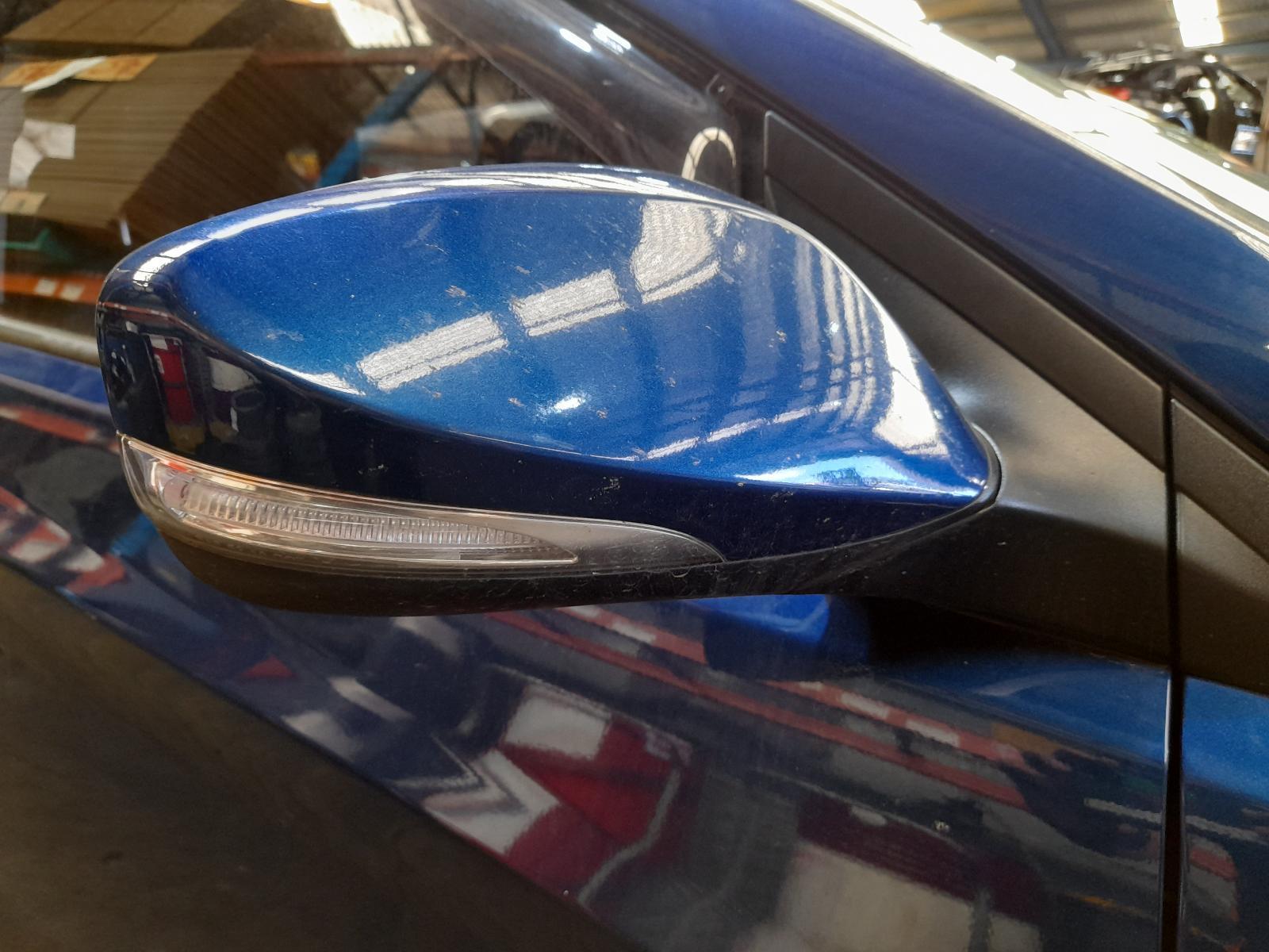 View Auto part Right Door Mirror Hyundai Accent 2016