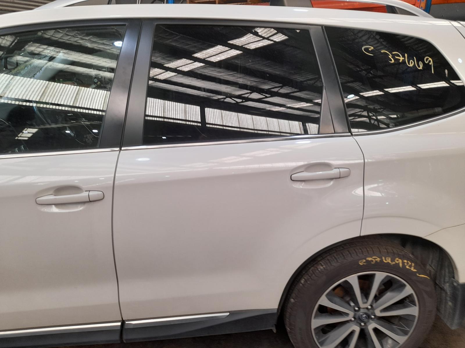 View Auto part Left Rear Door/Sliding Subaru Forester 2017