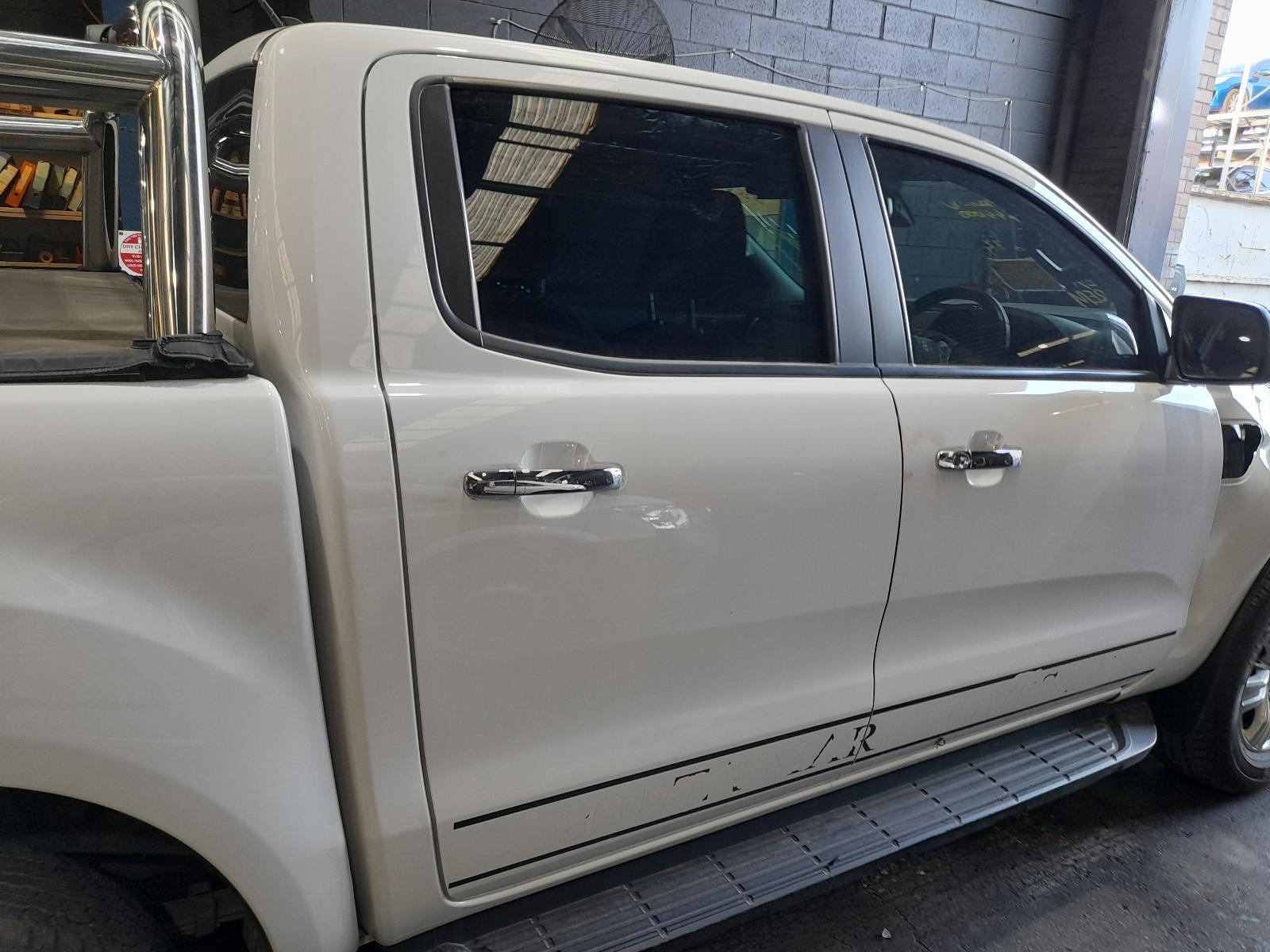 View Auto part Right Rear Door Sliding Ford Ranger 2021