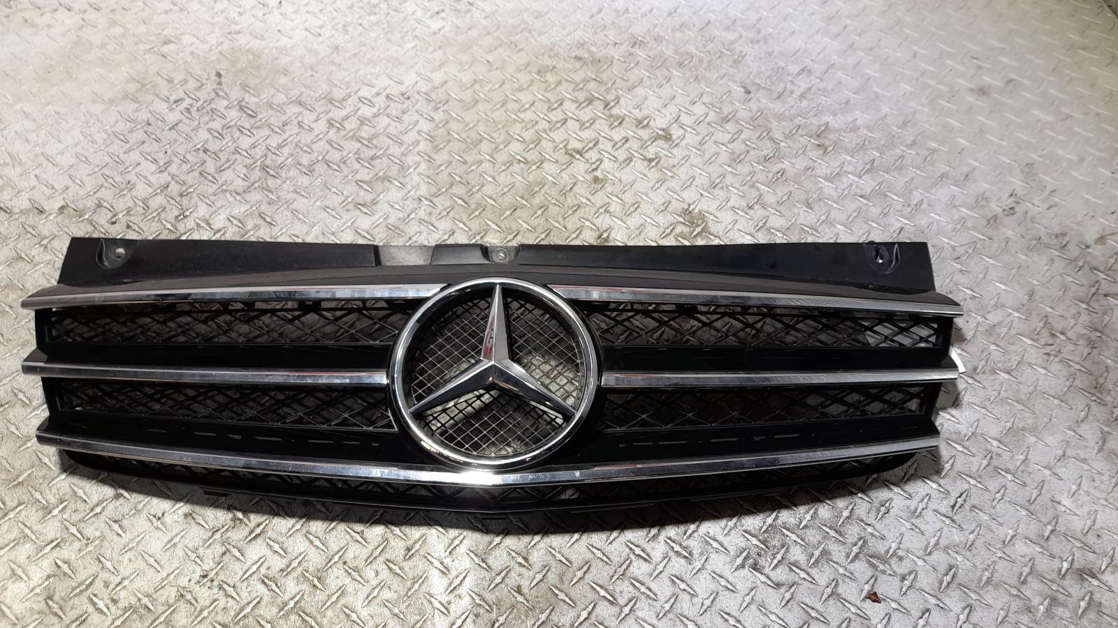 View Auto part Grille Mercedes Viano 2014