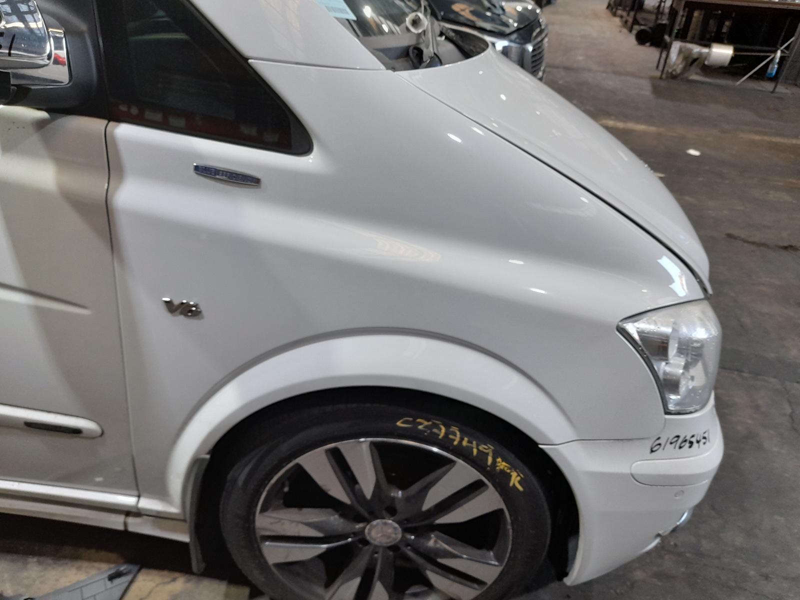 View Auto part Right Guard Mercedes Viano 2014