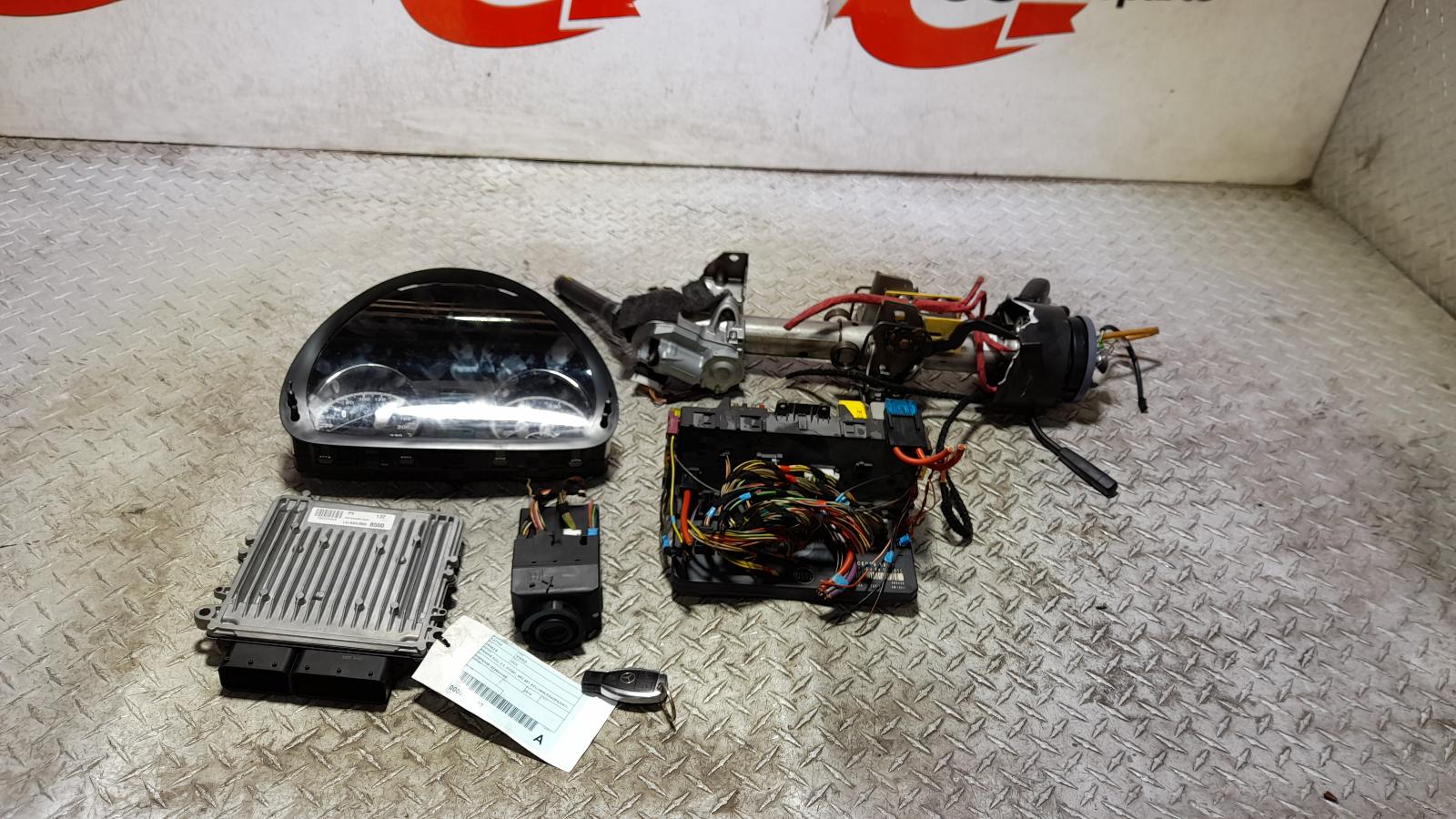 View Auto part Ecu Mercedes Viano 2014