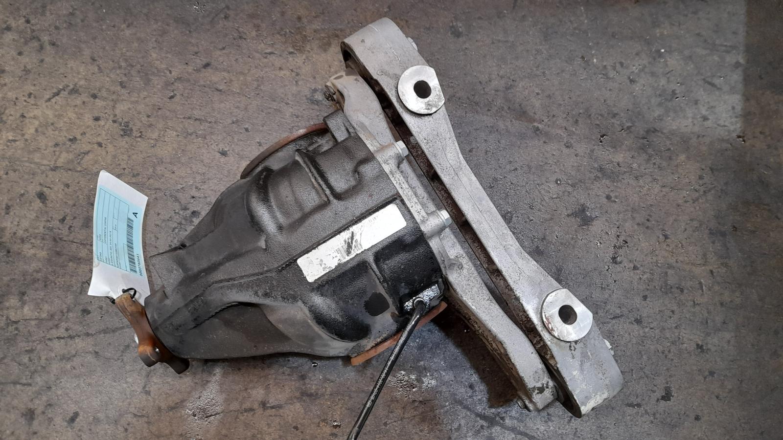 View Auto part Differential Centre Mercedes Vito 2014