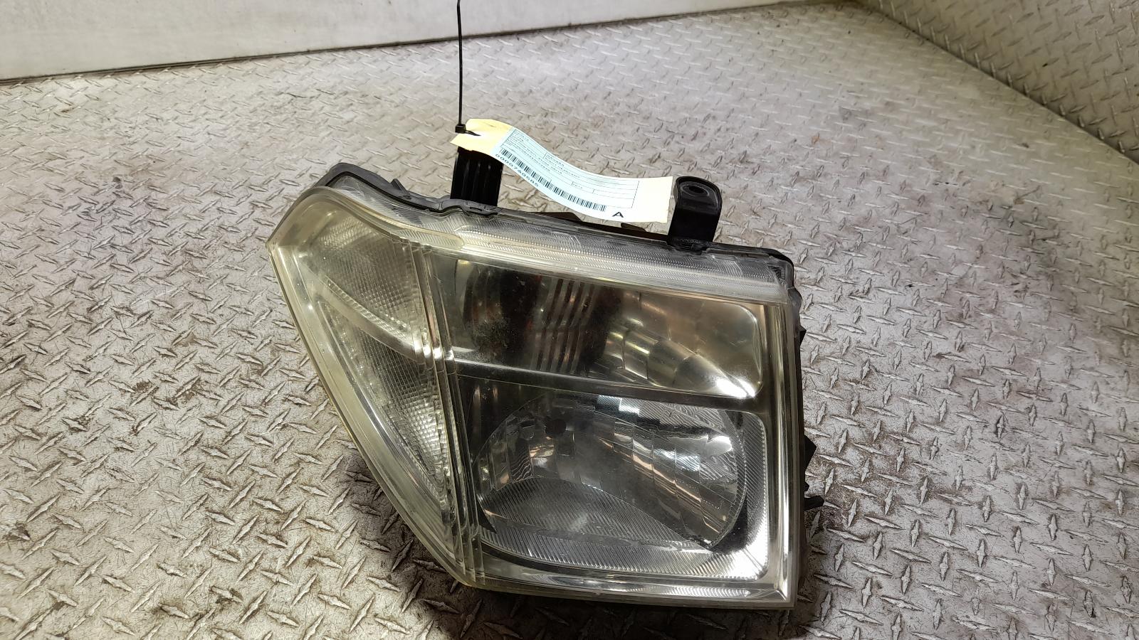 View Auto part Right Headlamp Nissan Navara 2012