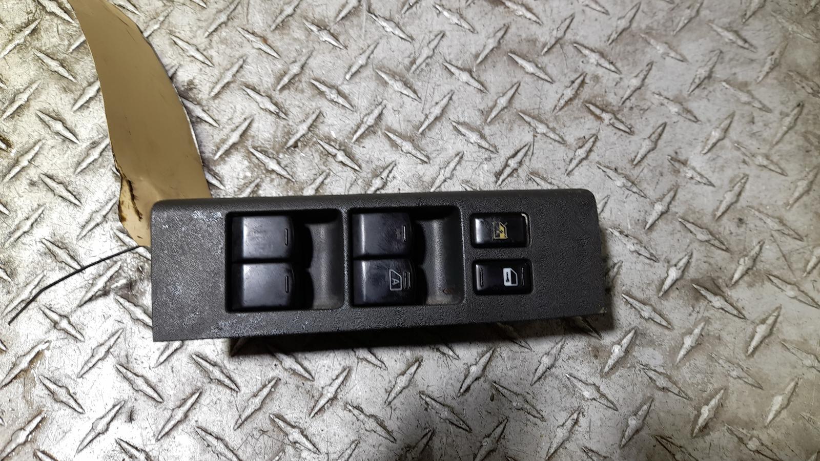 View Auto part Pwr Dr Wind Switch Nissan Navara 2012