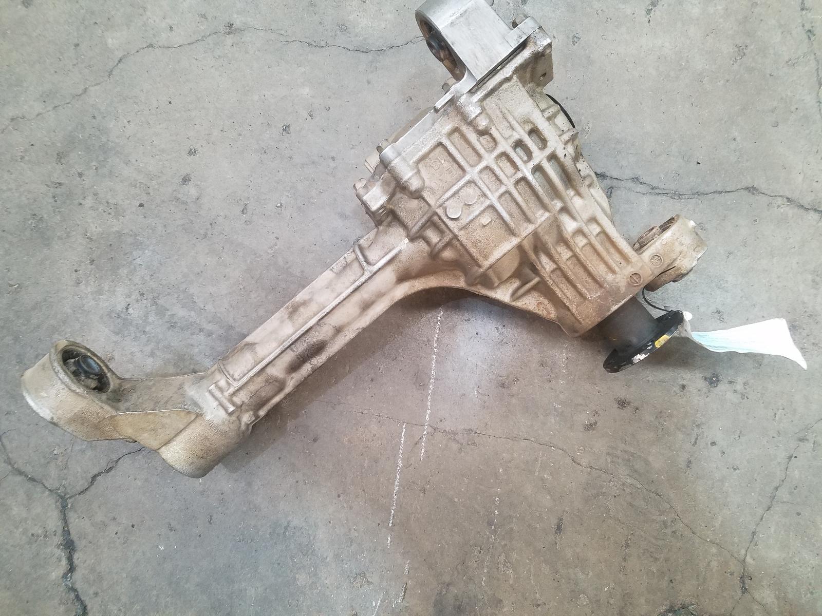 View Auto part Differential Centre Nissan Navara 2012