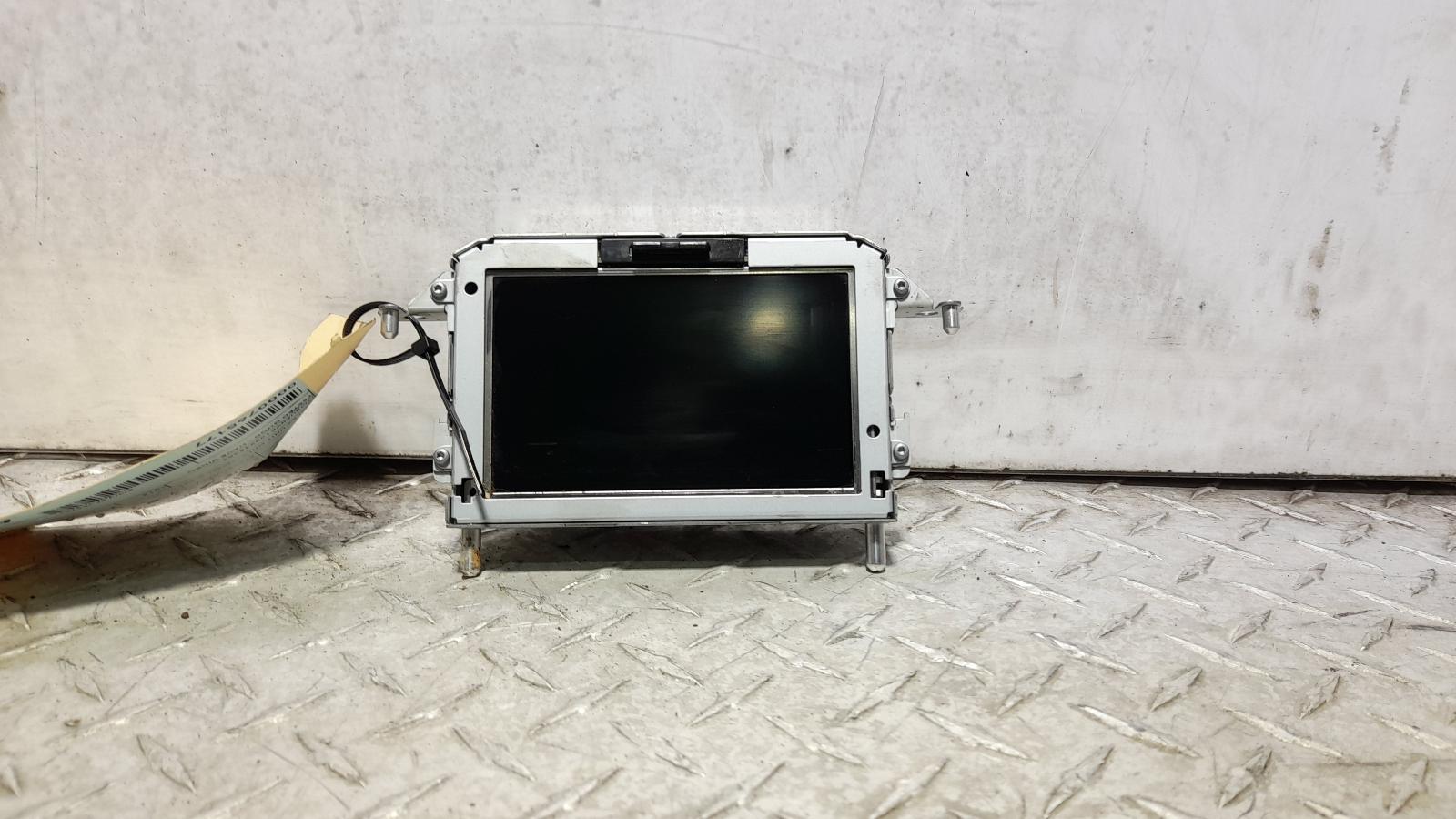 View Auto part Radio/Cd/Dvd/Sat/Tv Mazda Bt50 2014