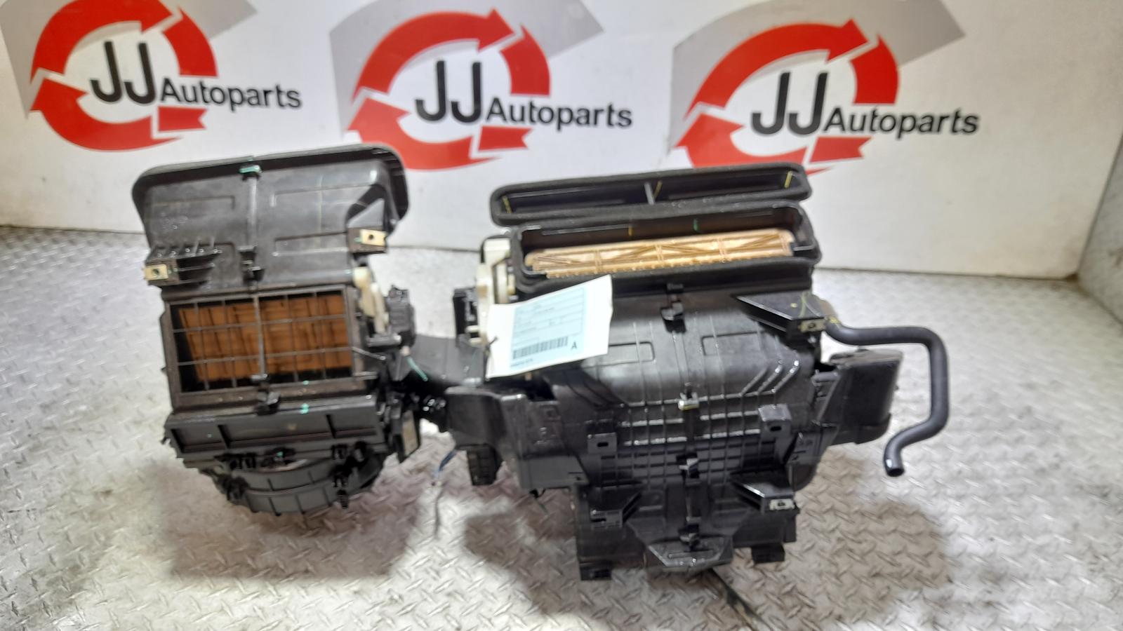 View Auto part Heater Core/Box Isuzu Dmax 2017