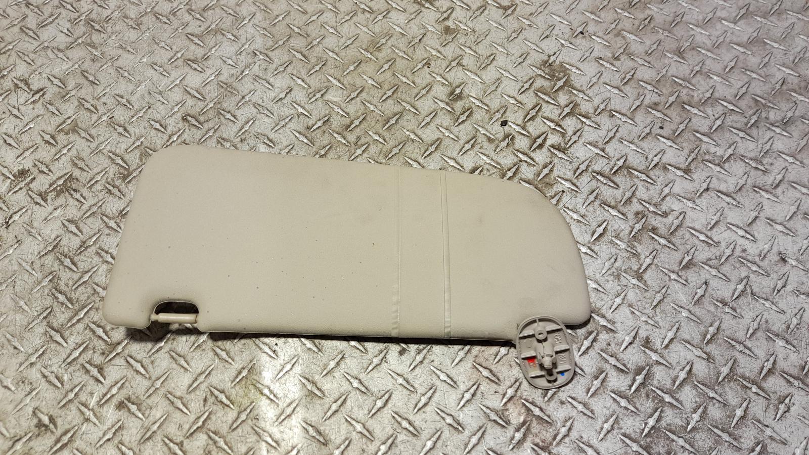 View Auto part Sunvisor Isuzu Dmax 2017