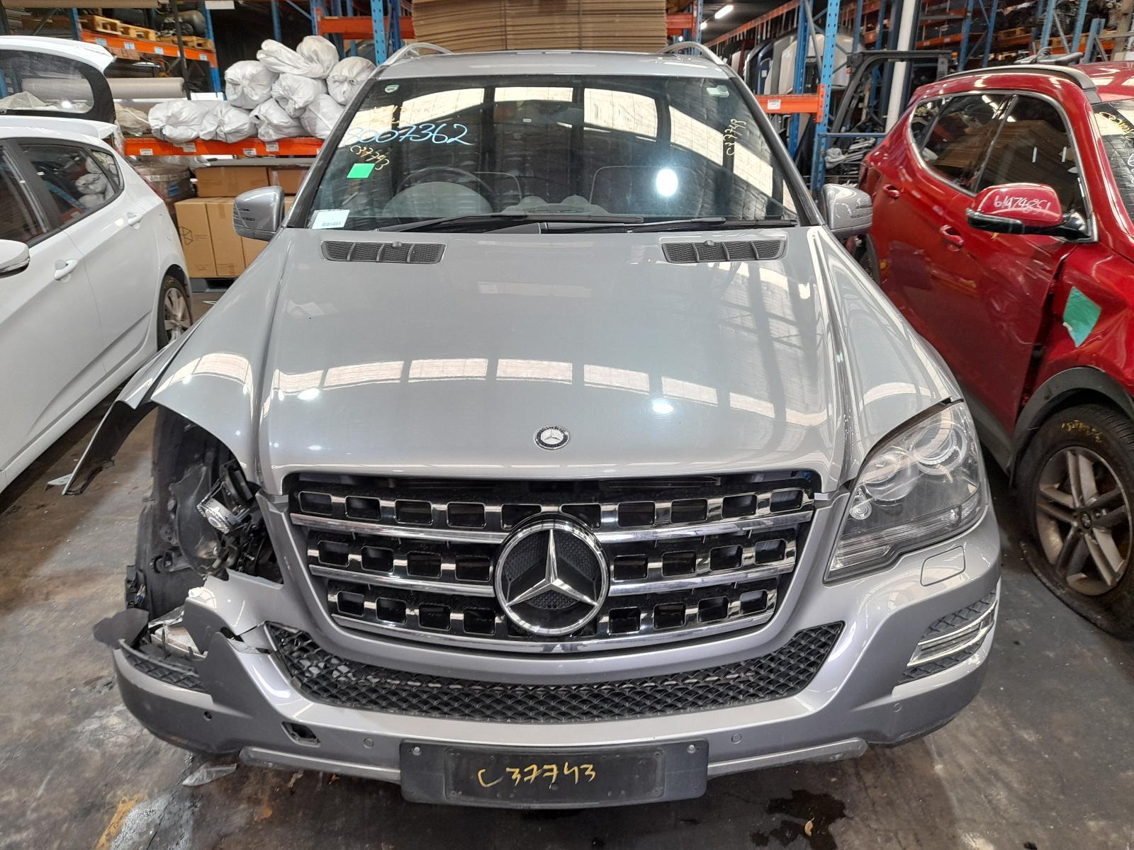 View Auto part Bonnet Mercedes M Class 2011