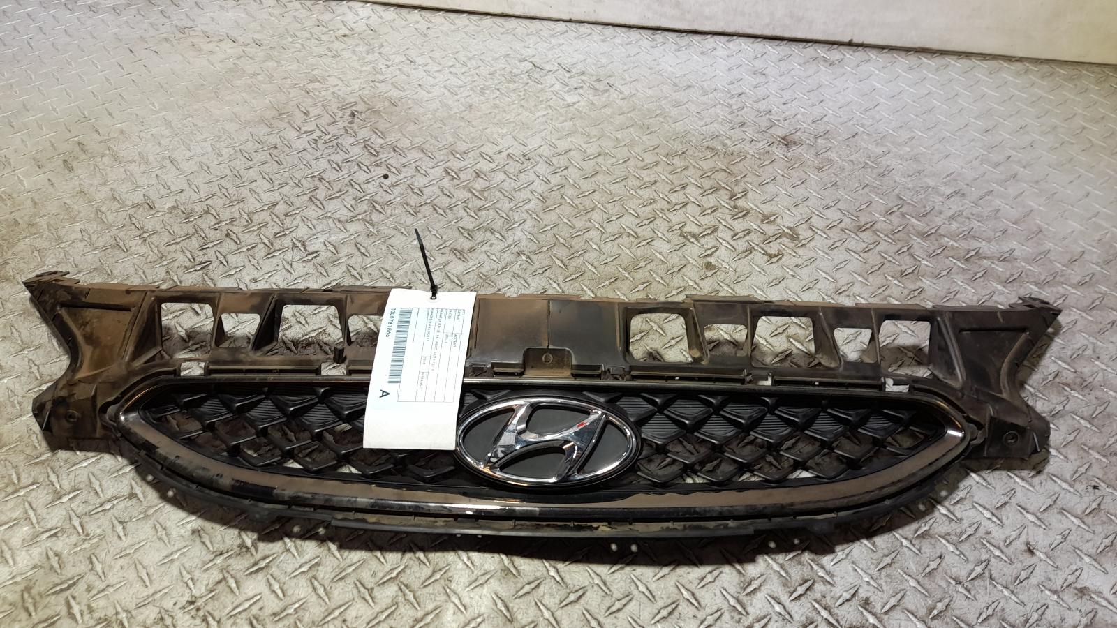 View Auto part Grille Hyundai Accent 2018