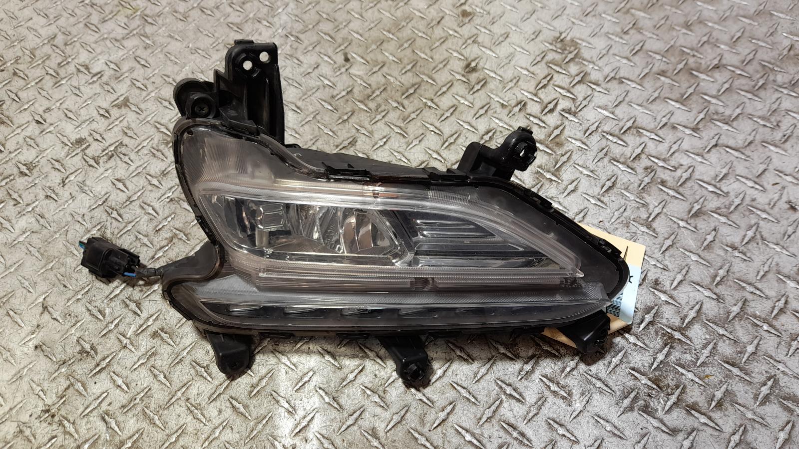 View Auto part Left Indicator/Fog/Side Hyundai Santa Fe 2016
