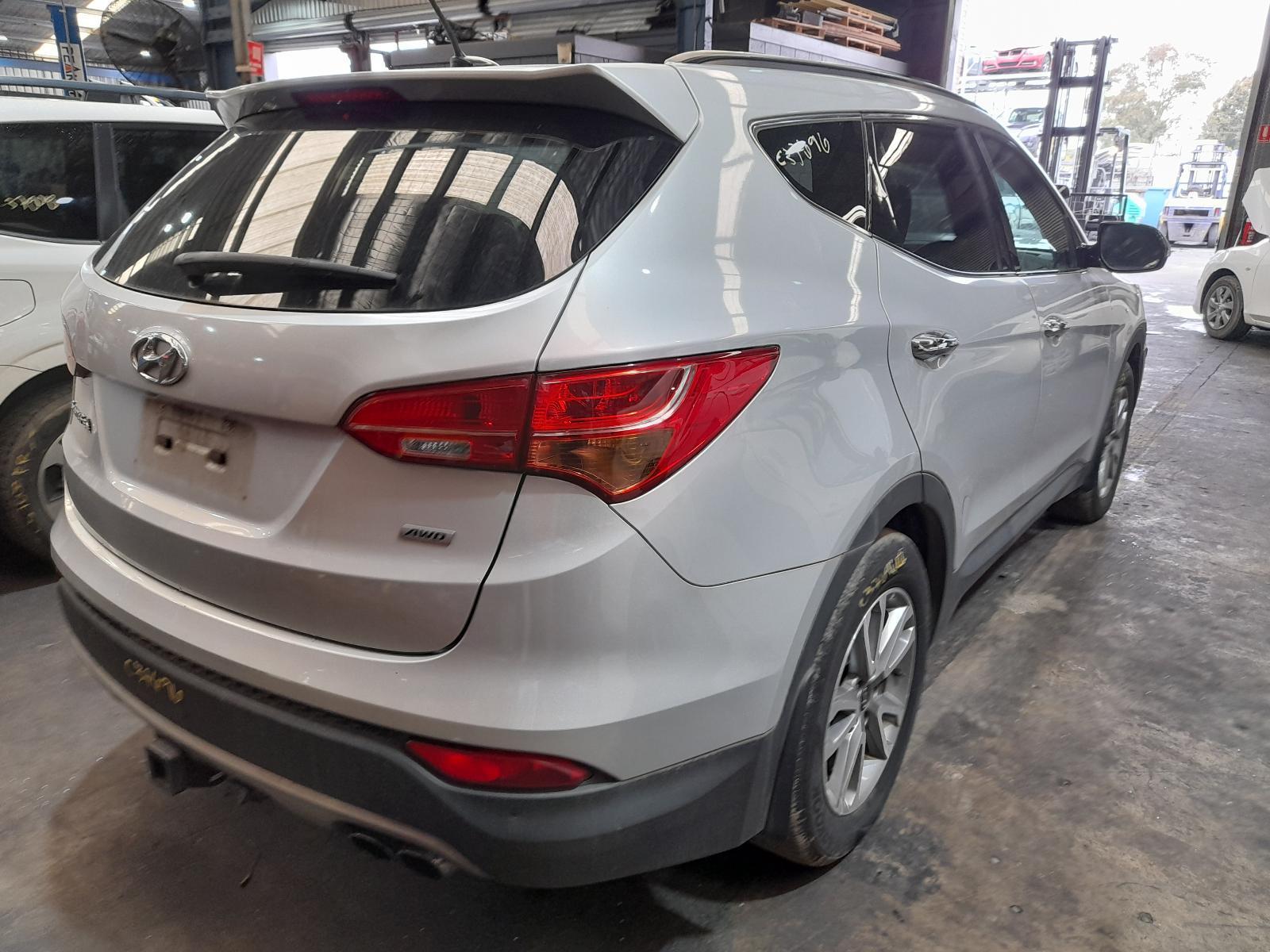 View Auto part Trans/Gearbox Hyundai Santa Fe 2014