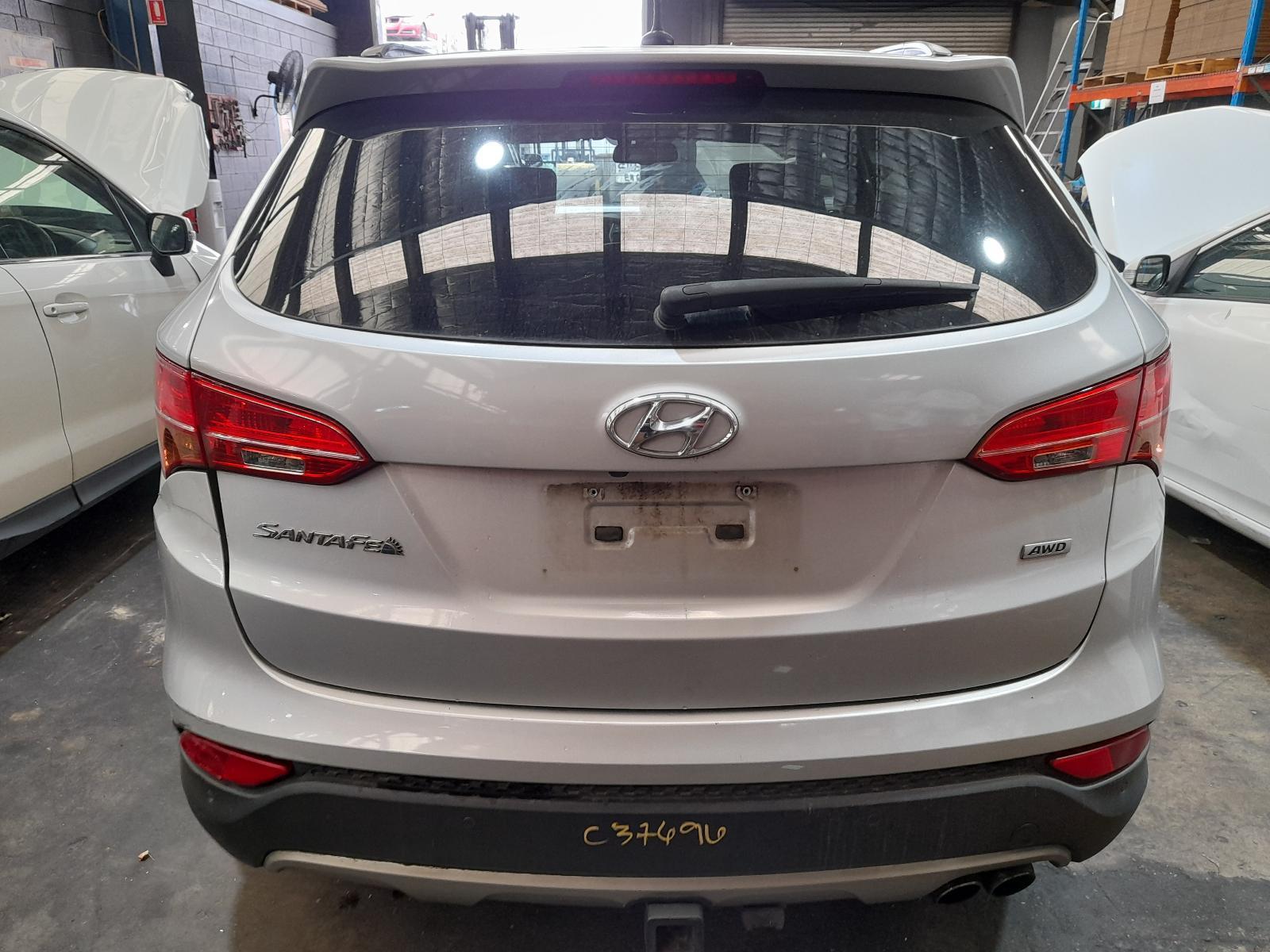 View Auto part Bootlid/Tailgate Hyundai Santa Fe 2014