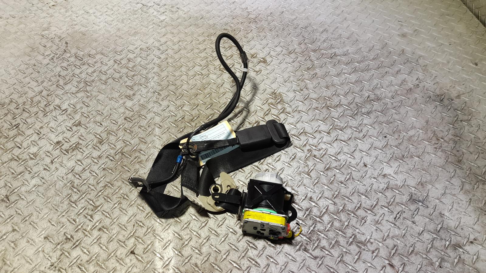 View Auto part Seatbelt/Stalk Toyota Corolla 2011