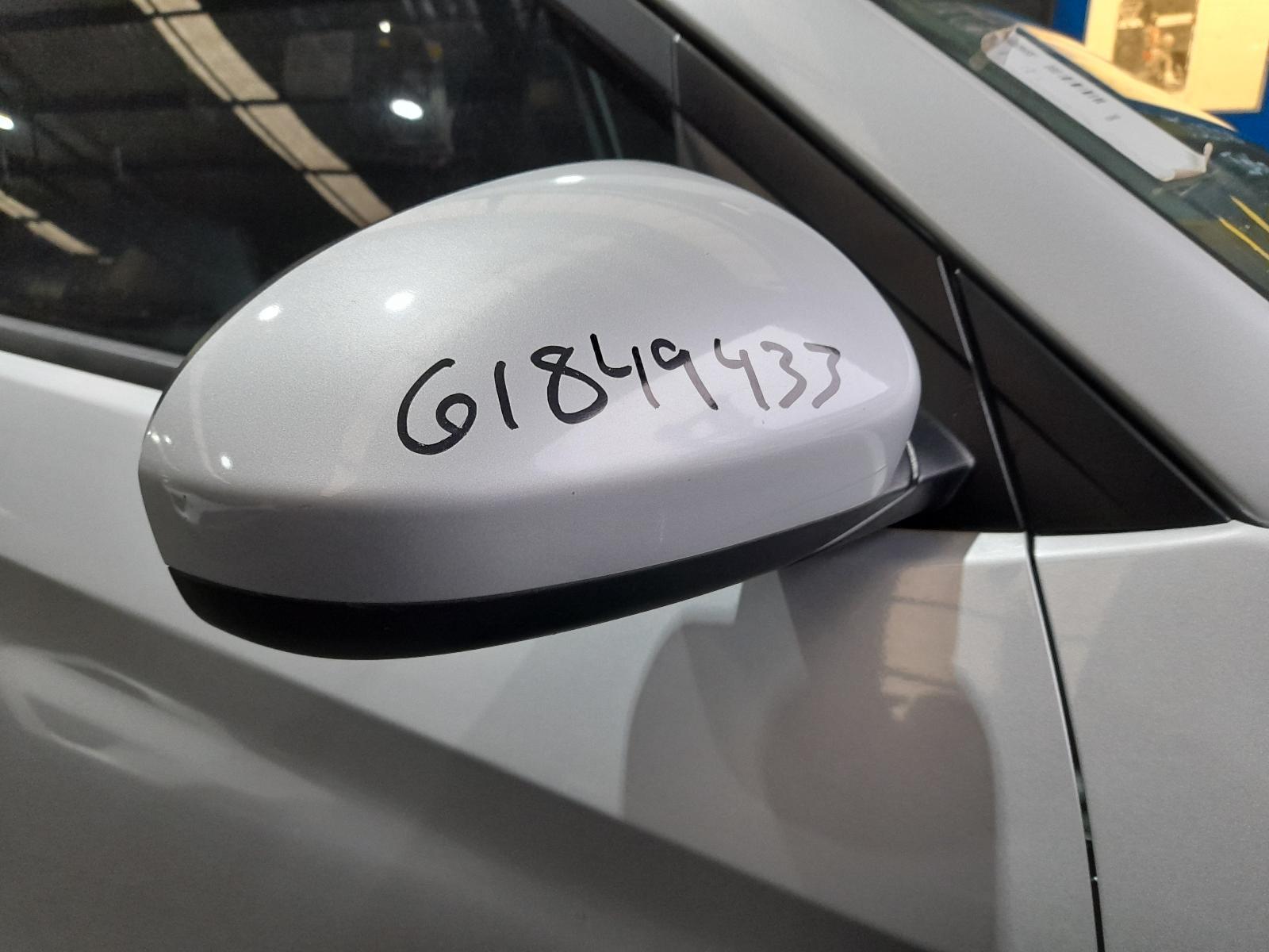 View Auto part Right Door Mirror Hyundai Tucson 2018