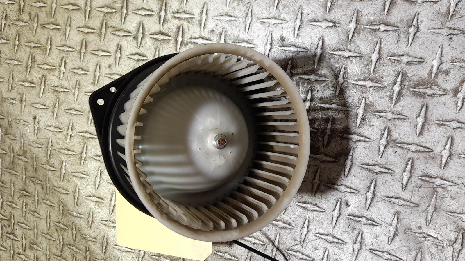 View Auto part Heater Fan Motor Mitsubishi Lancer 2015