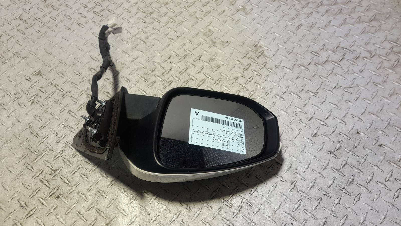 View Auto part Left Door Mirror Toyota Kluger 2015