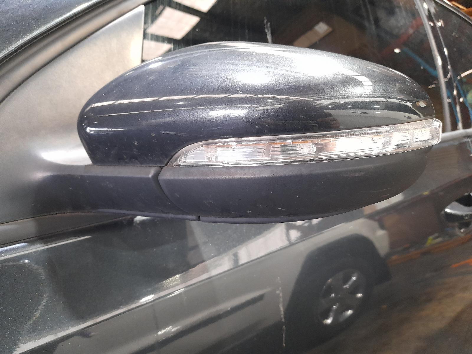 View Auto part Left Door Mirror Volkswagen Golf 2012