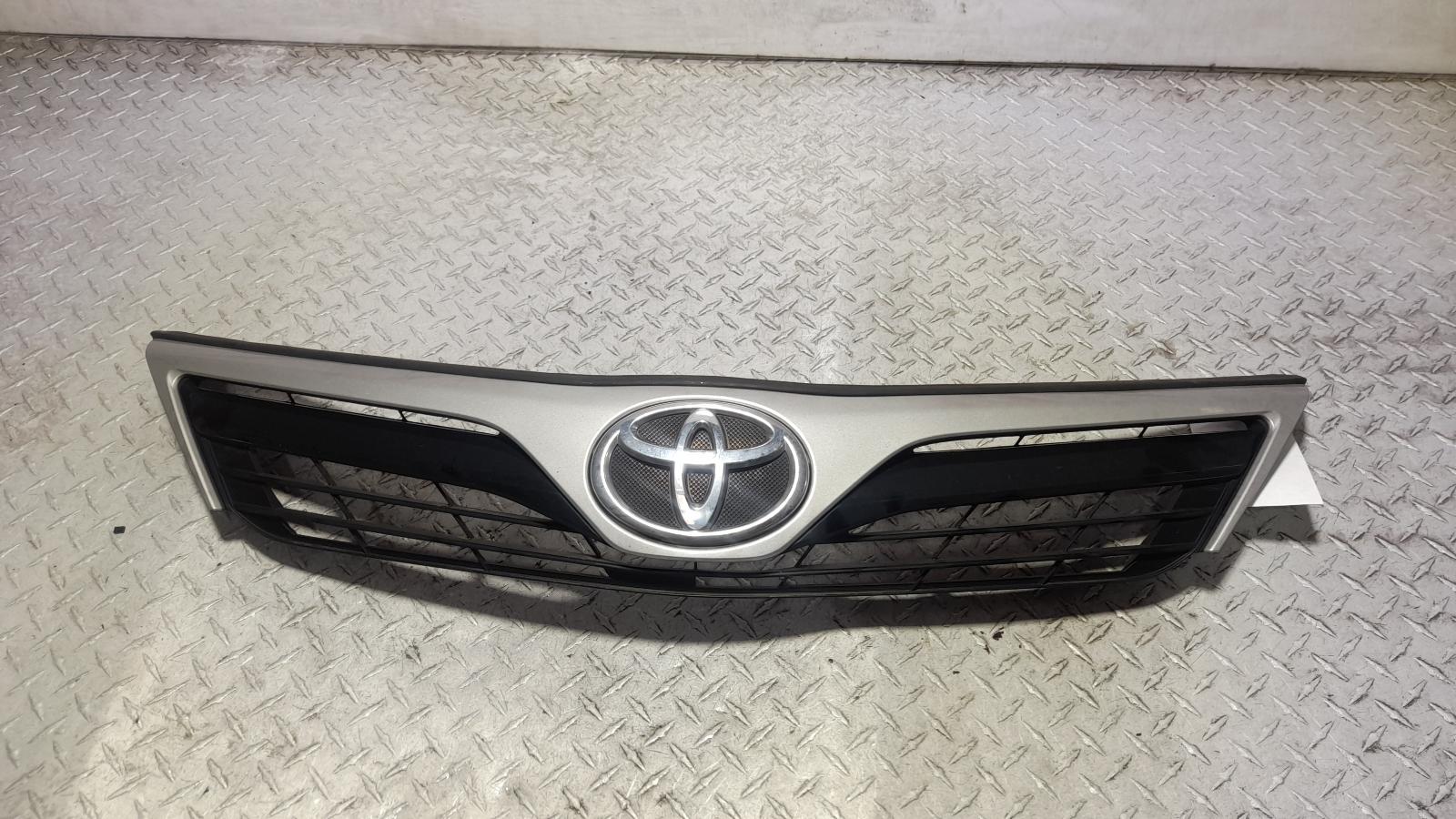 View Auto part Grille Toyota Camry 2014