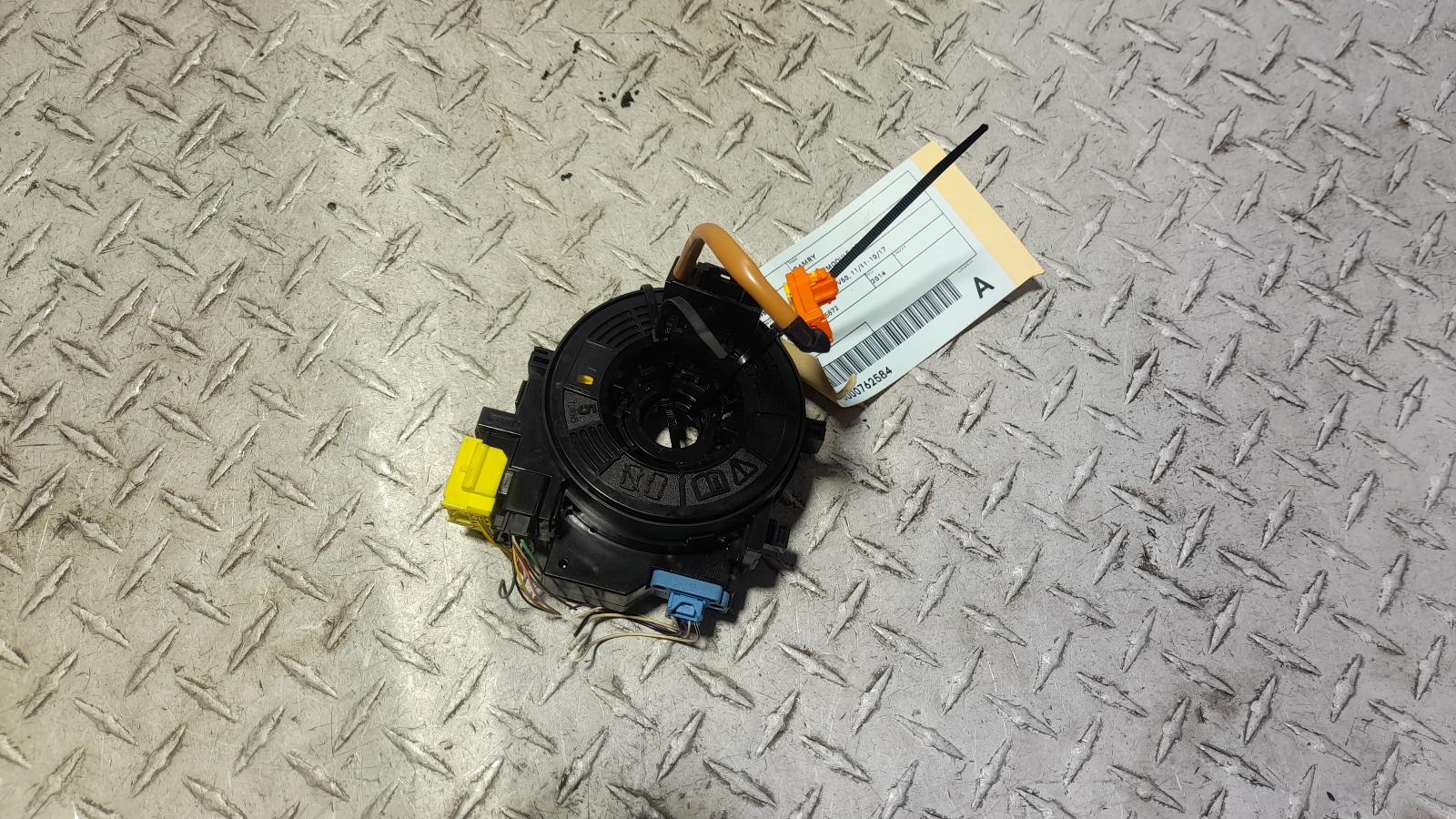 View Auto part Airbag Module/Sensor Toyota Camry 2014