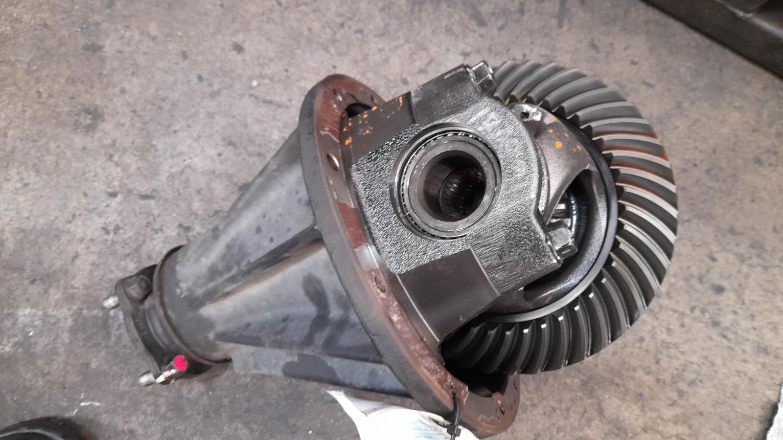 View Auto part Differential Centre Toyota Hilux 2017