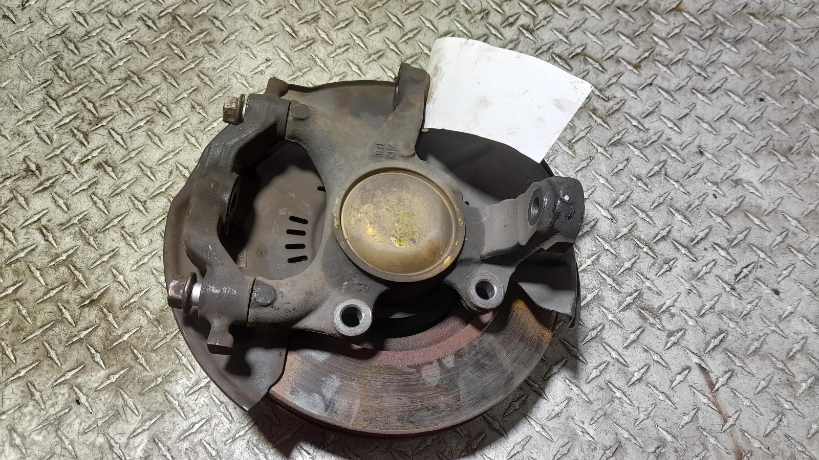 View Auto part Right Front Hub Assembly Toyota Hilux 2017