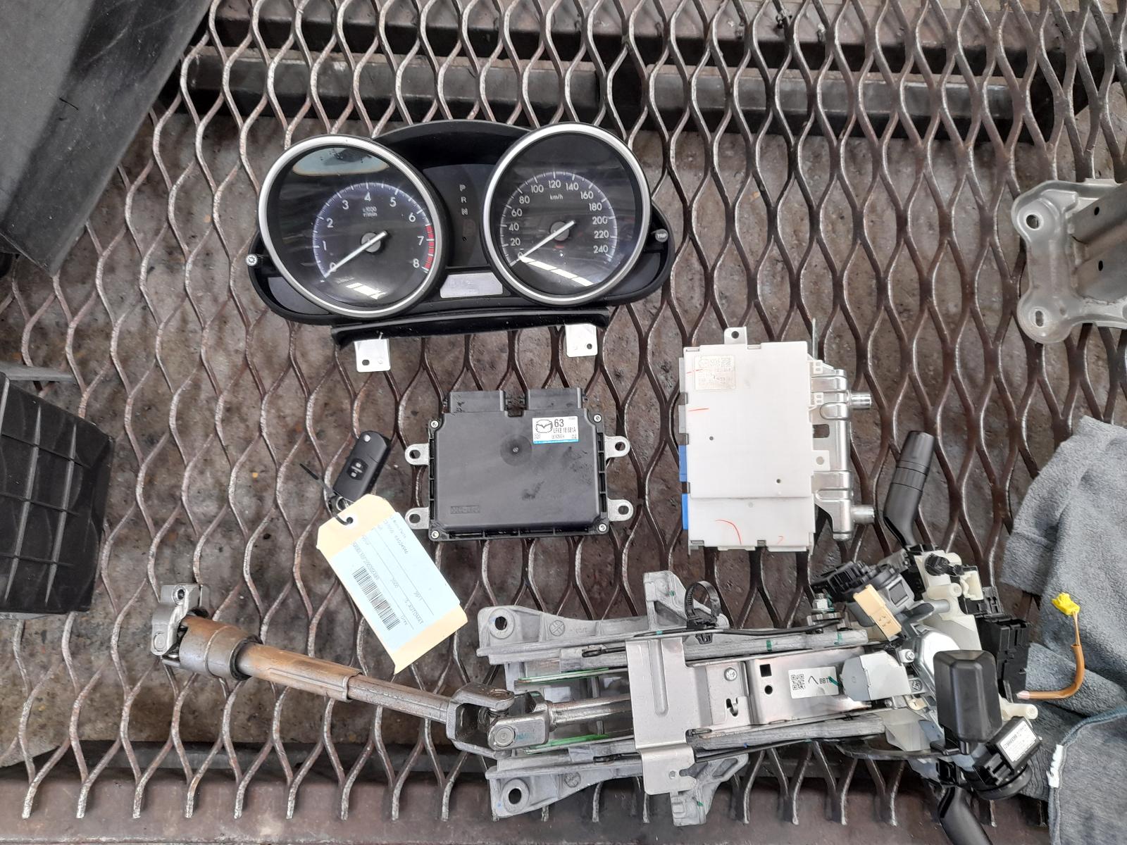View Auto part Ecu Mazda 3 2011