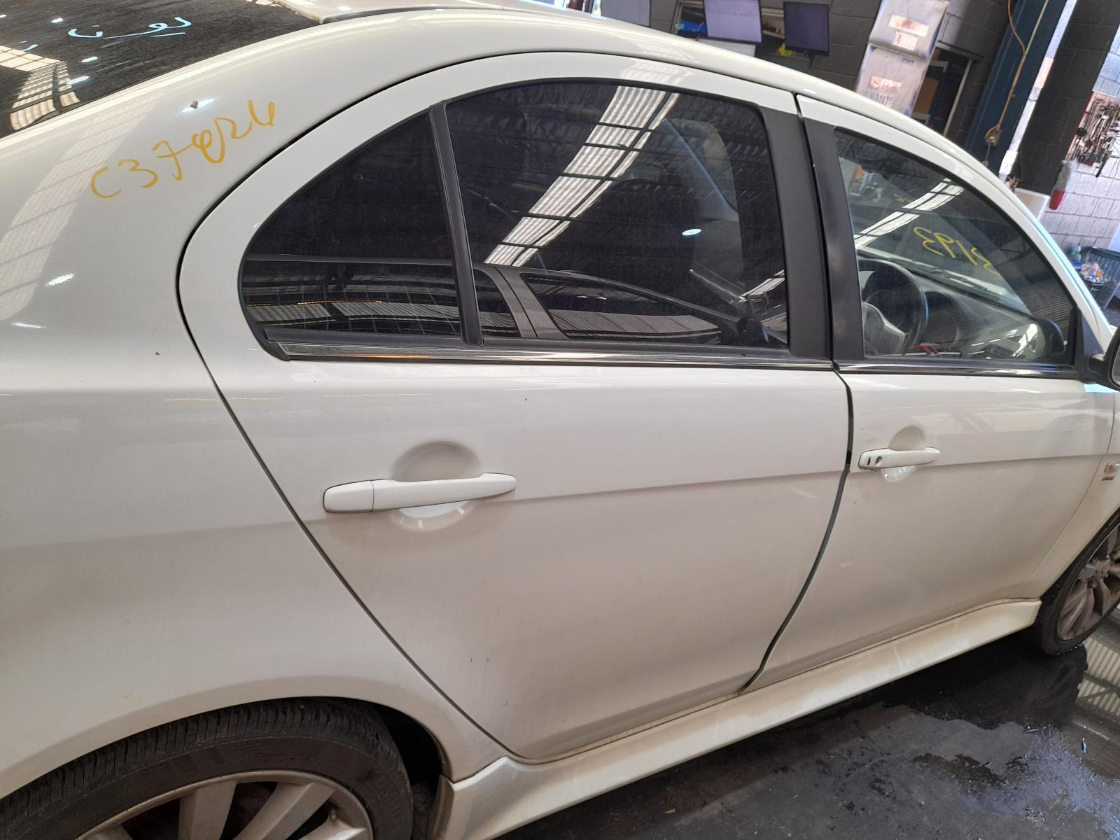View Auto part Right Rear Door Sliding Mitsubishi Lancer 2011