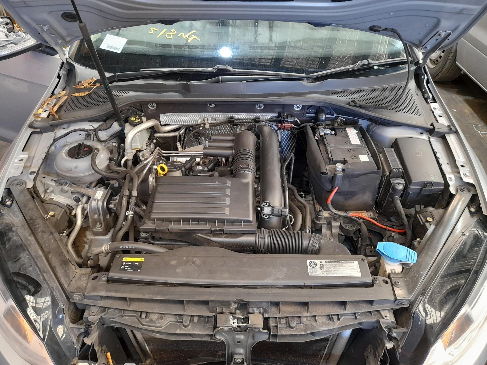 View Auto part Engine Volkswagen Golf 2014