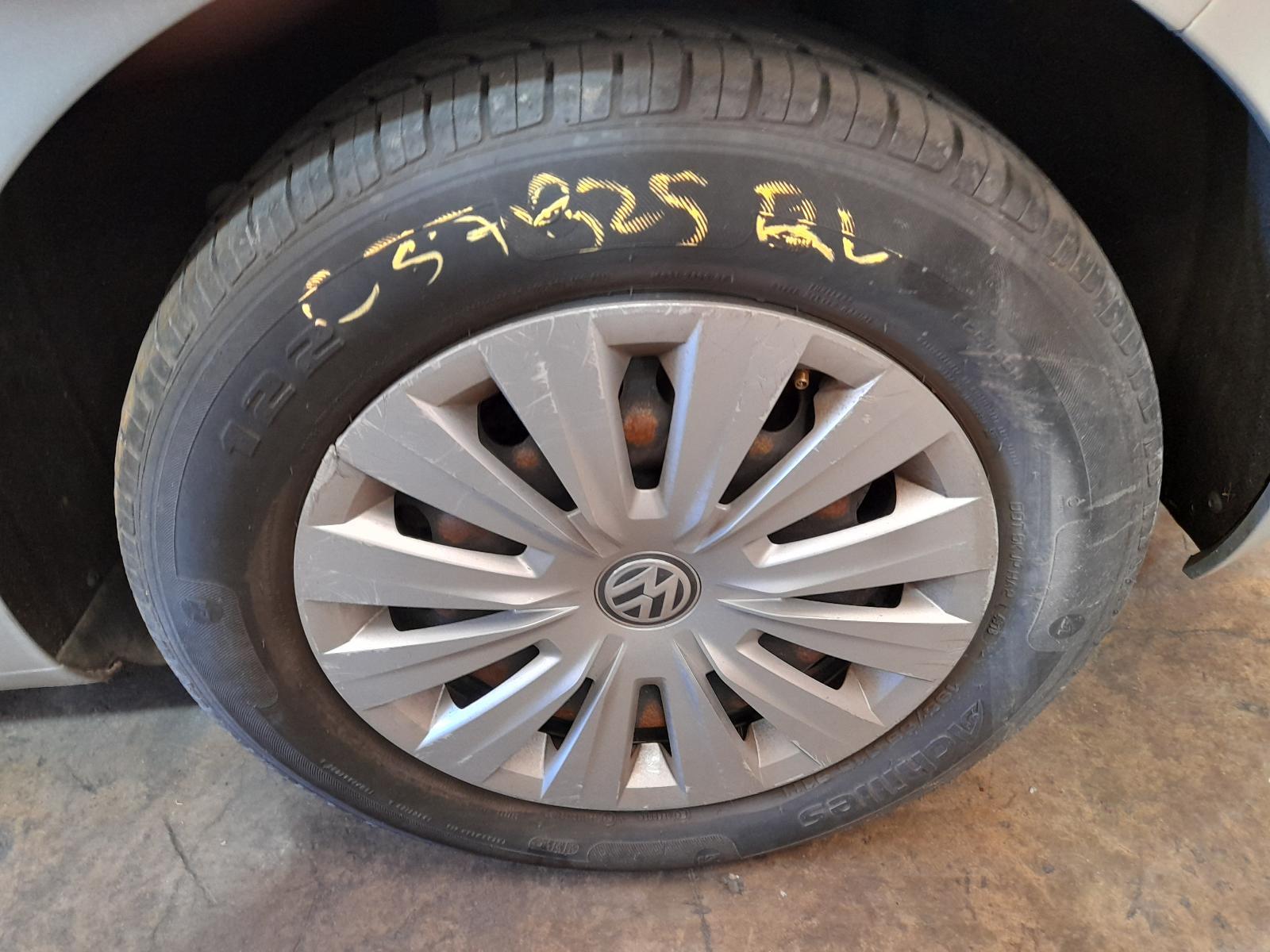 View Auto part Wheel Standard/Steel Volkswagen Golf 2014