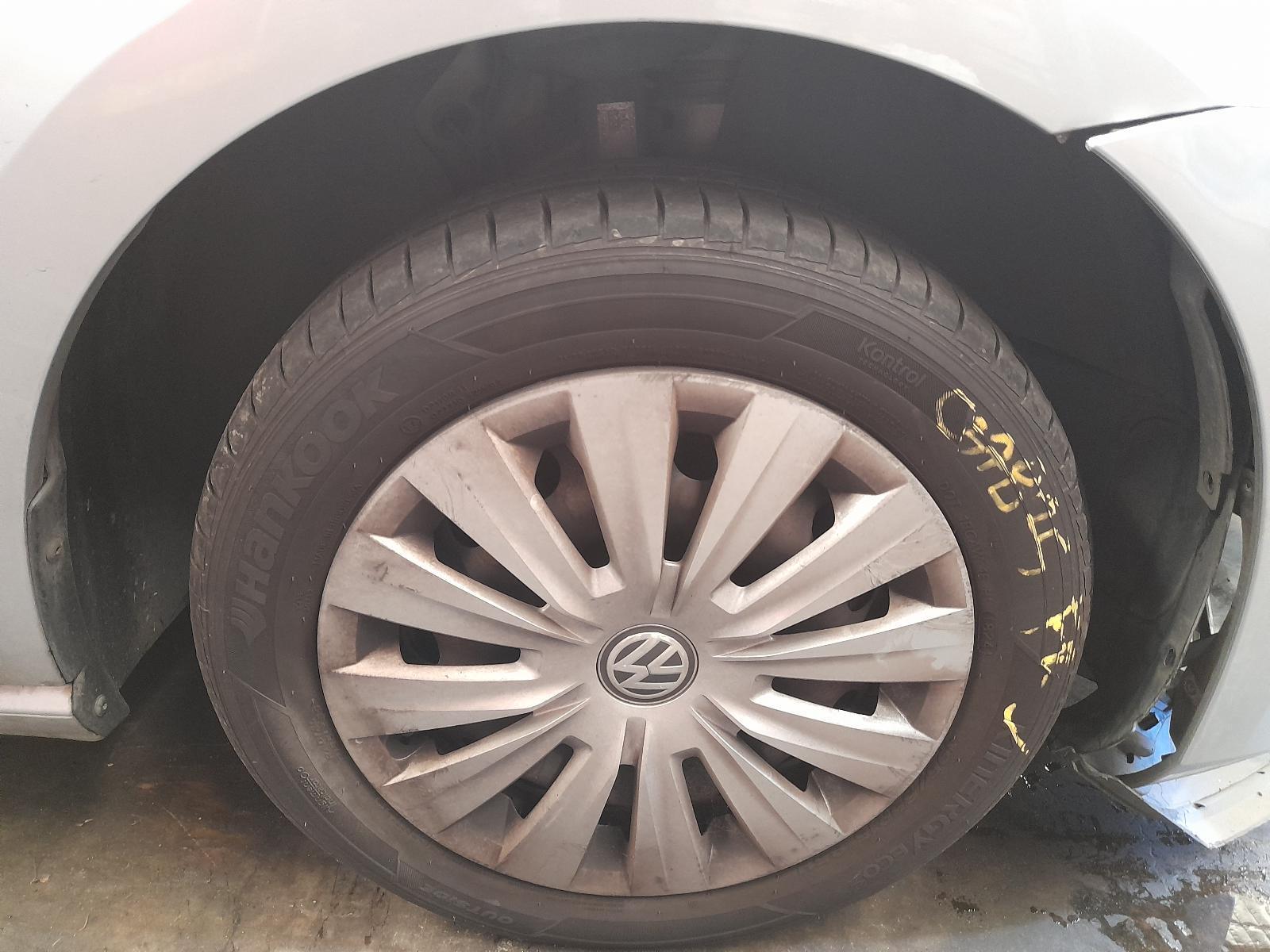 View Auto part Wheel Standard/Steel Volkswagen Golf 2014